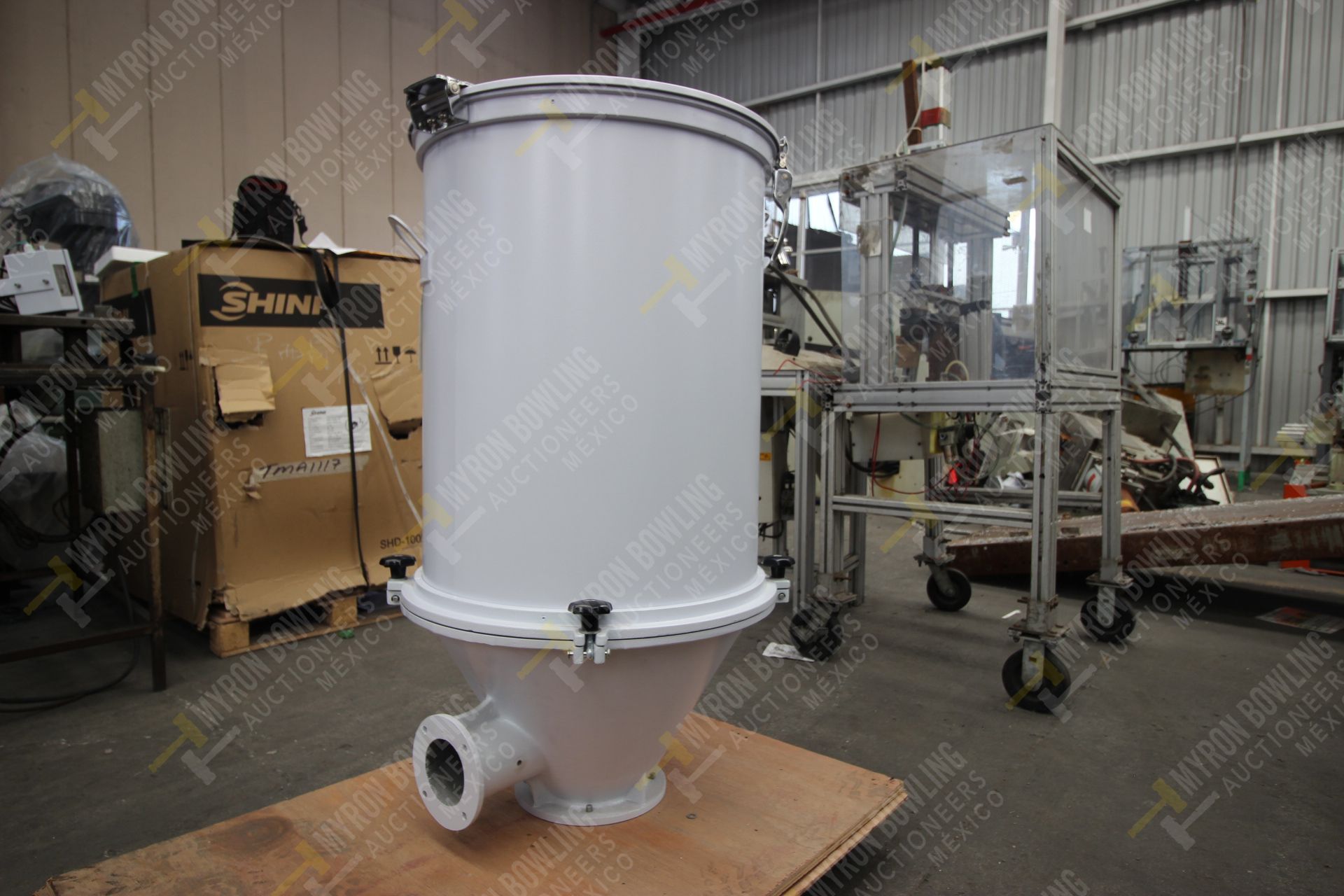 Shini Plastics Technologies 100kg hopper dryer mod. SHD-100SL-CE, with no control cabinet and blower - Image 7 of 13