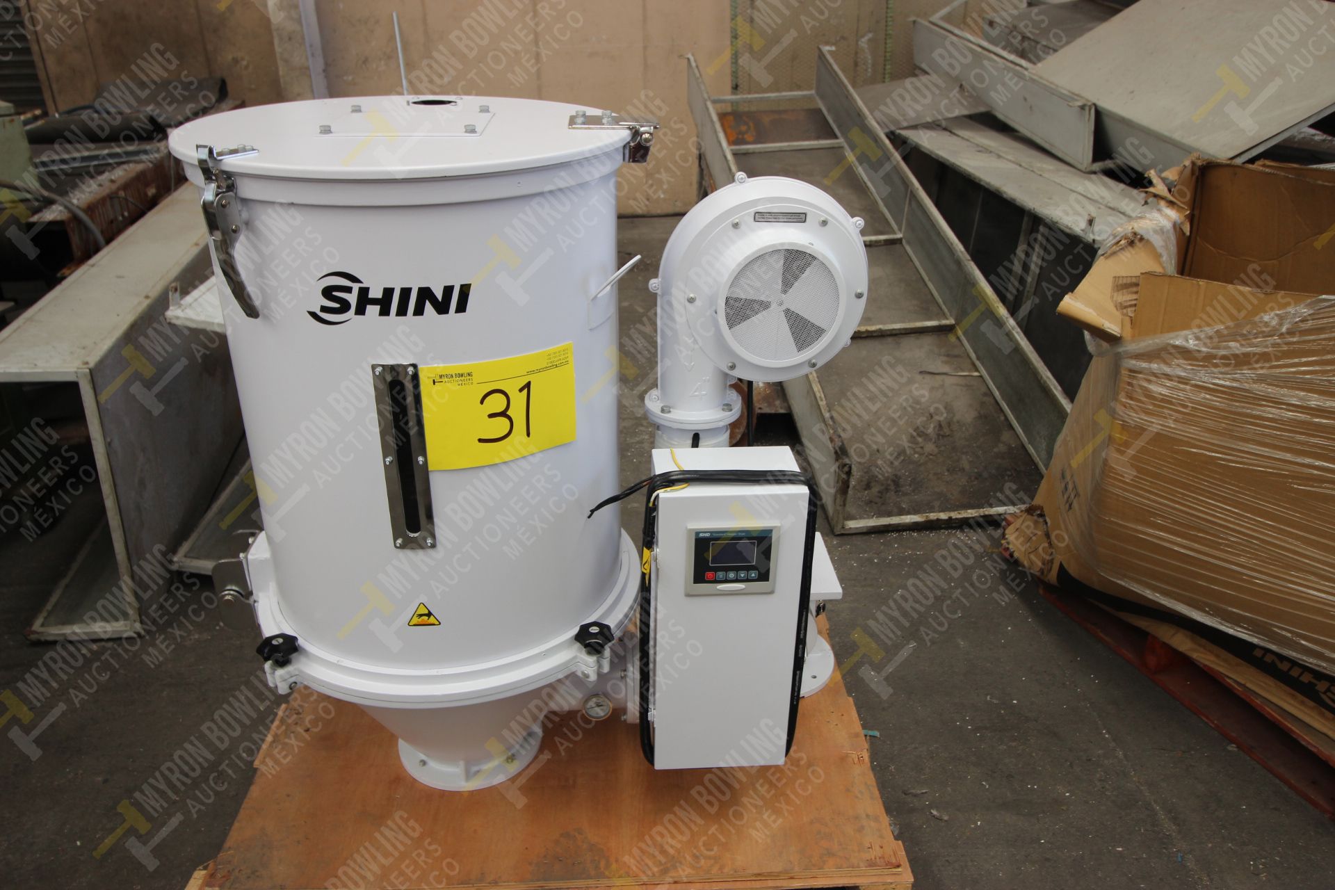 Shini Plastics Technologies 100kg. hopper dryer mod. SHD-100SL-CE, serial number 2HD16100392 - Image 2 of 15