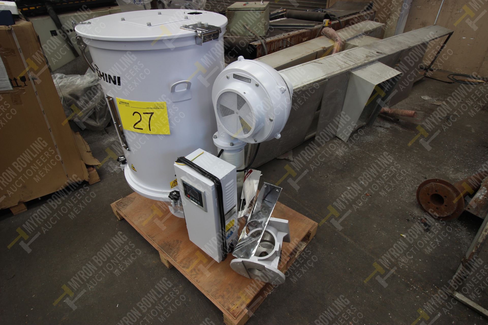 Shini Plastics Technologies 100kg. hopper dryer mod. SHD-100SL-CE, serial number 2HD16100392 - Image 5 of 11