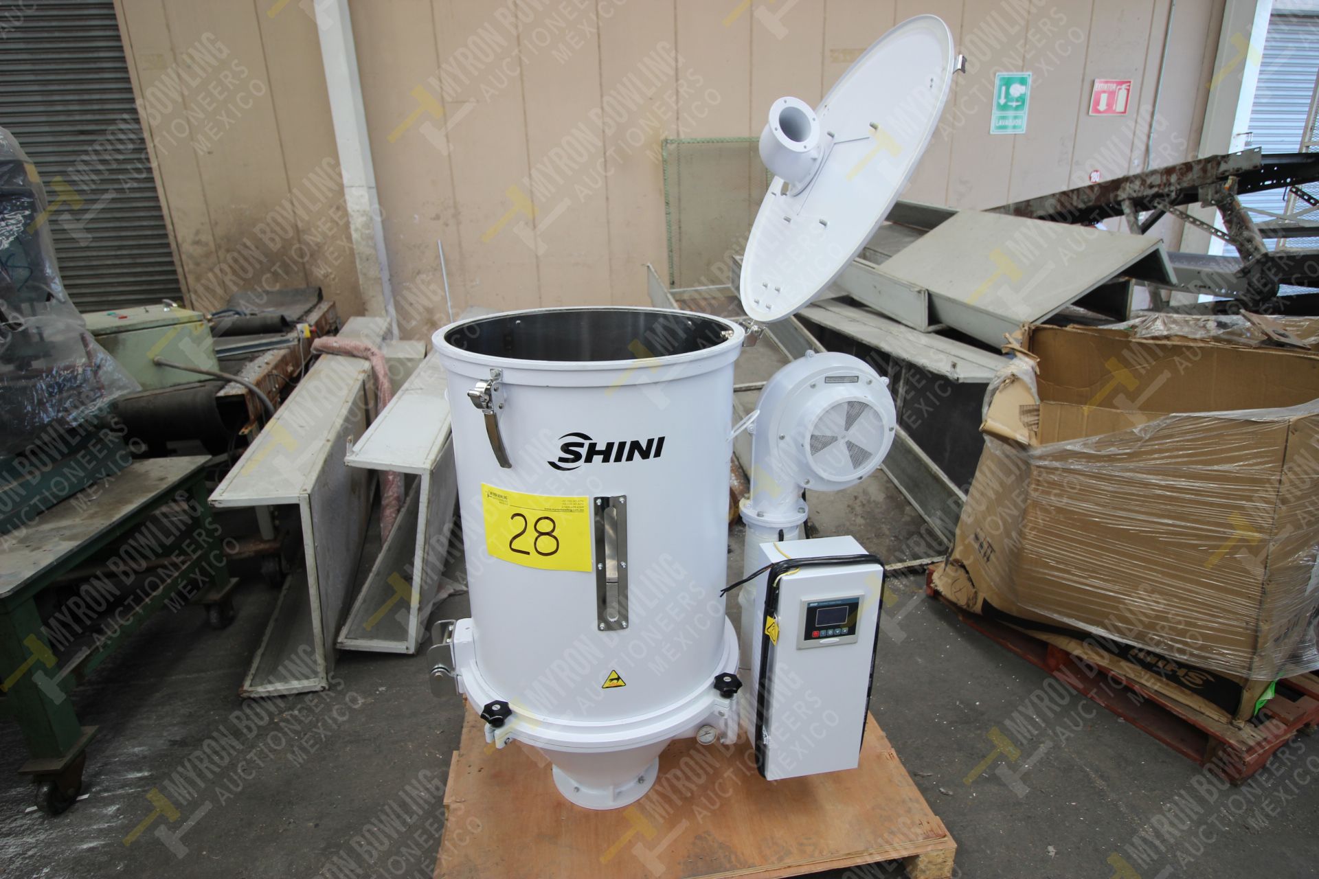 Shini Plastics Technologies 100kg. hopper dryer mod. SHD-100SL-CE, serial number 2HD16100383 - Image 14 of 15