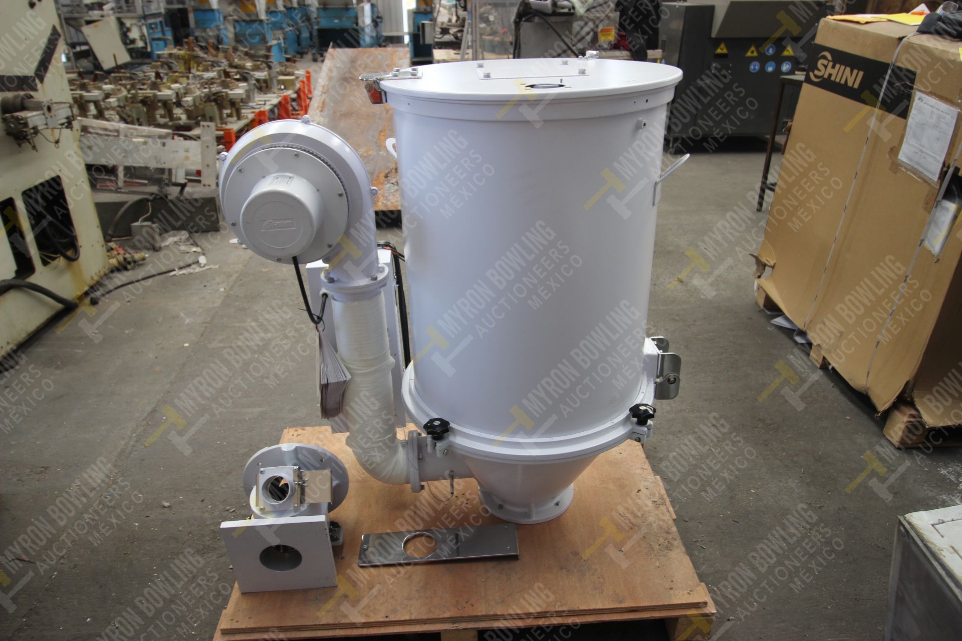 Shini Plastics Technologies 100kg. hopper dryer mod. SHD-100SL-CE, serial number 2HD16100388 - Image 8 of 17