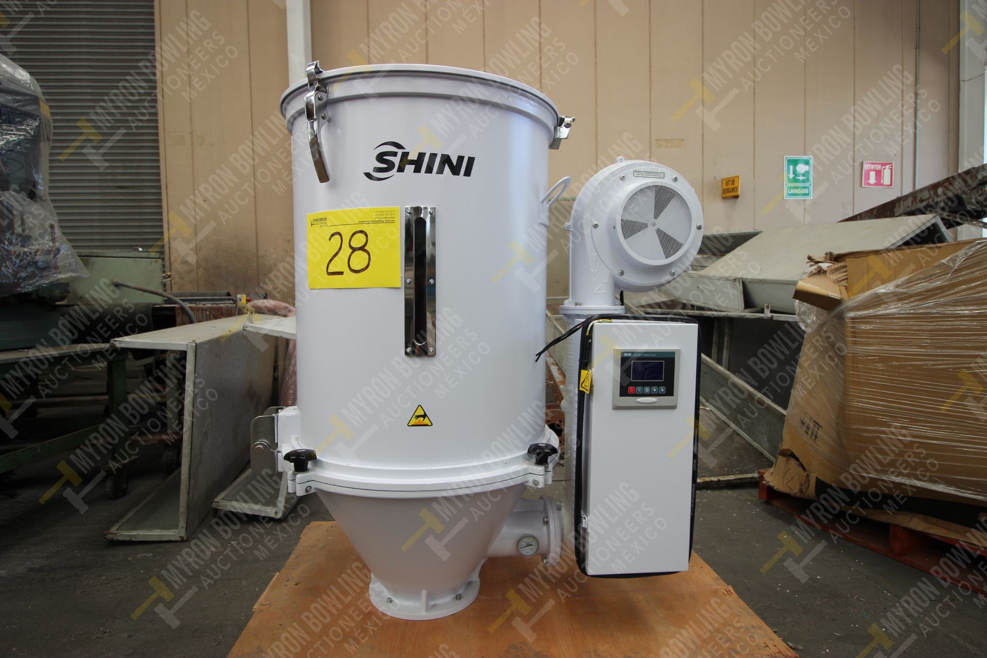 Shini Plastics Technologies 100kg. hopper dryer mod. SHD-100SL-CE, serial number 2HD16100383