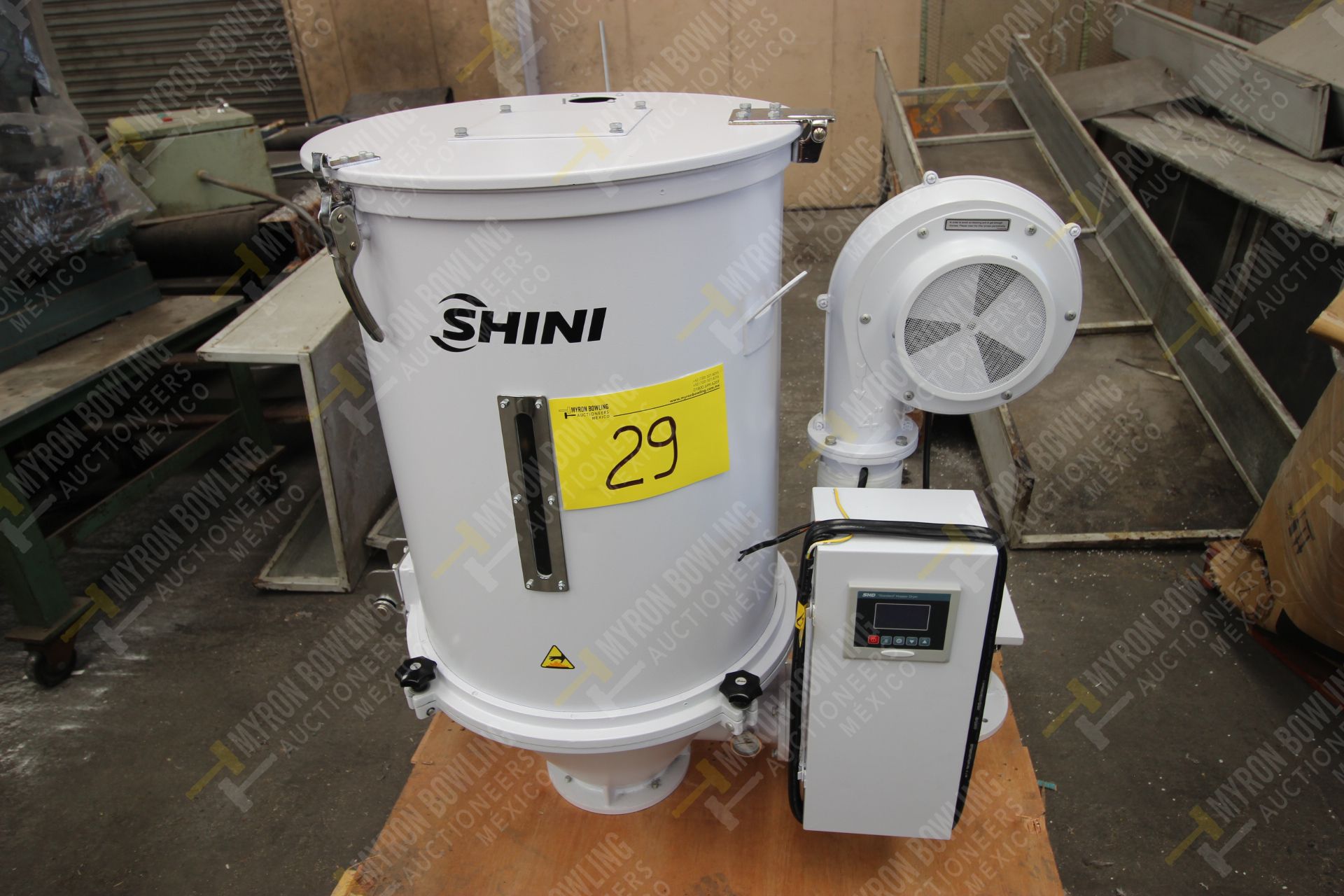 Shini Plastics Technologies 100kg. hopper dryer mod. SHD-100SL-CE, serial number 2HD16100395 - Image 2 of 16