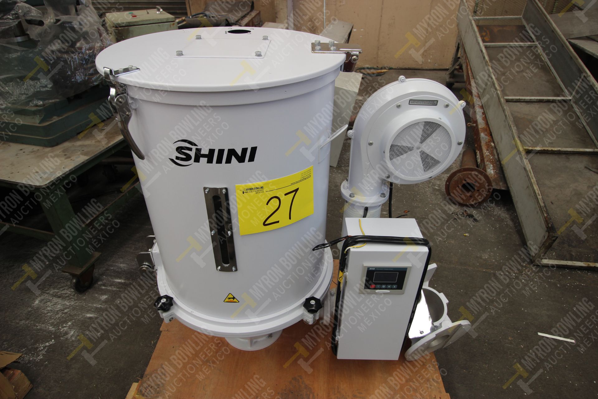 Shini Plastics Technologies 100kg. hopper dryer mod. SHD-100SL-CE, serial number 2HD16100392 - Image 2 of 11