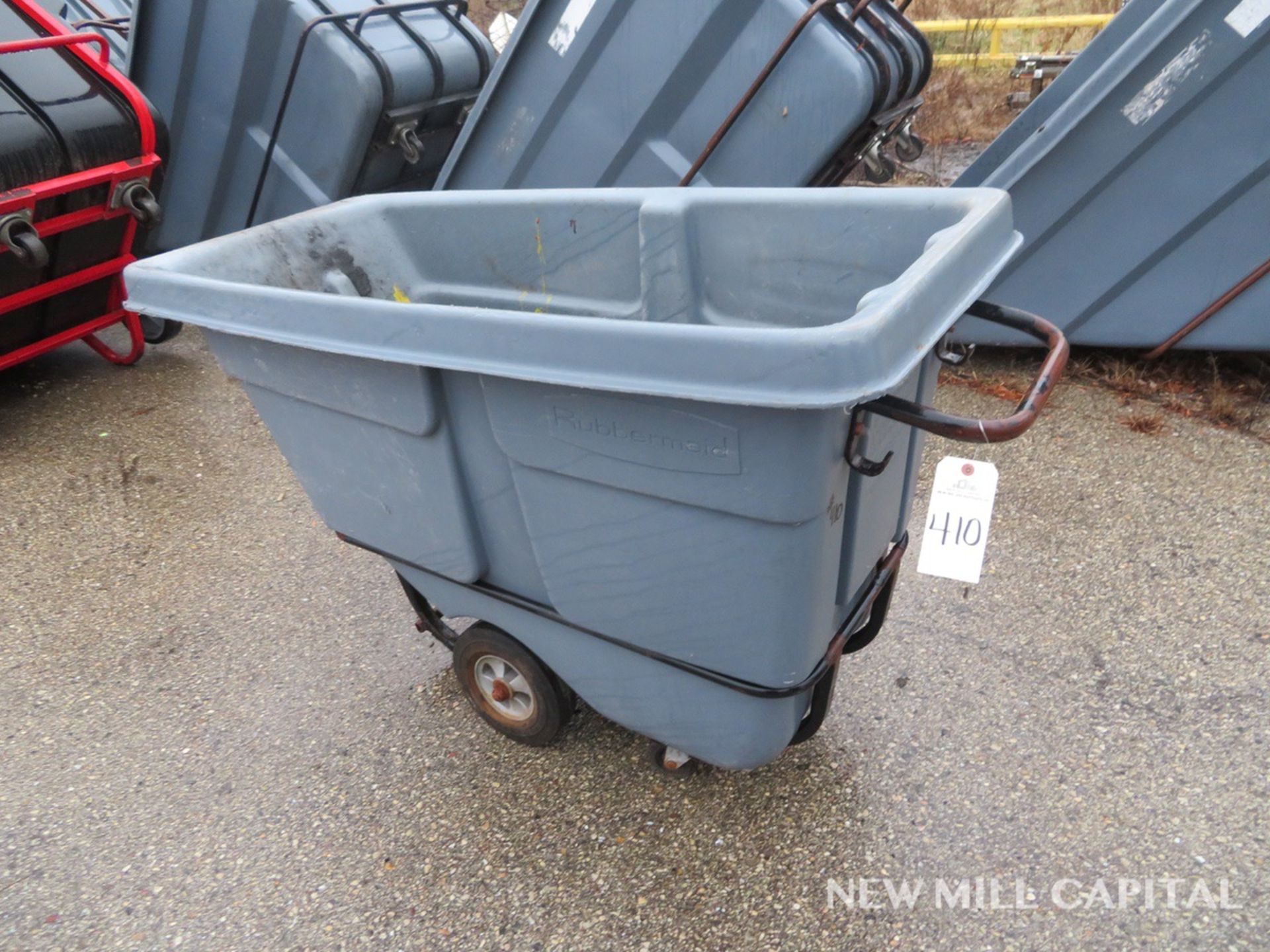 1/2-Yard Rubbermaid Dumpster | Rigging Fee: $25