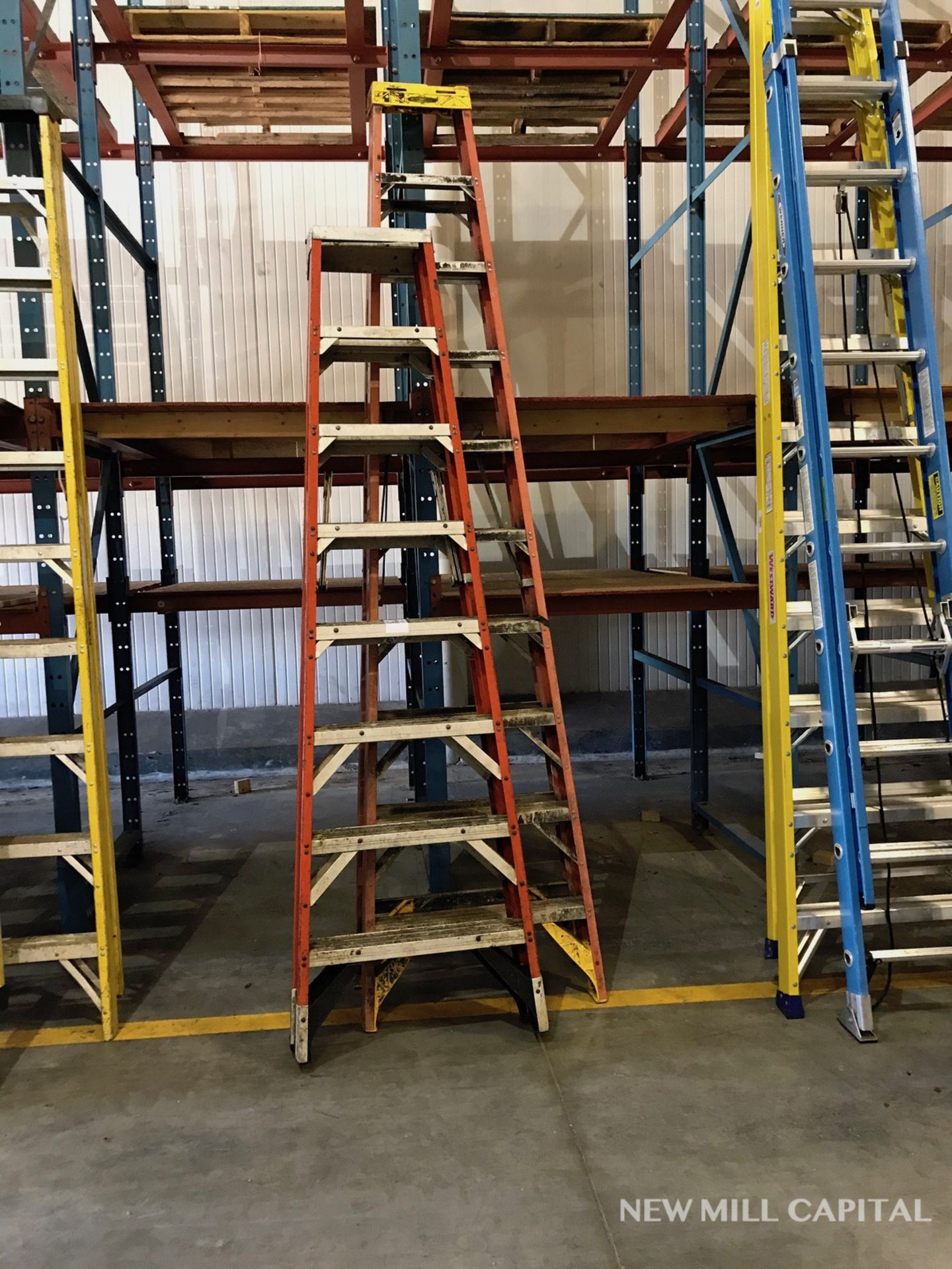 (2) Ladders, 10 ft, 8 ft | Rigging Fee: $50