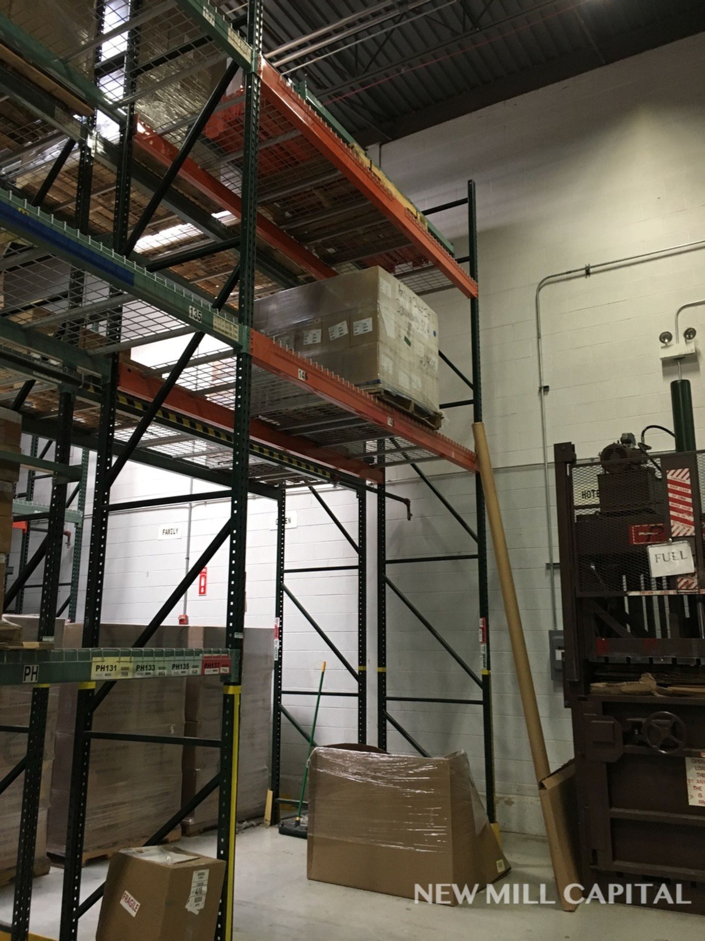 Ridg-U-Rak Teardrop Pallet Racking, (32) Uprights (3in x 2.25in Columns, | Rig: See Lot Description - Image 7 of 13