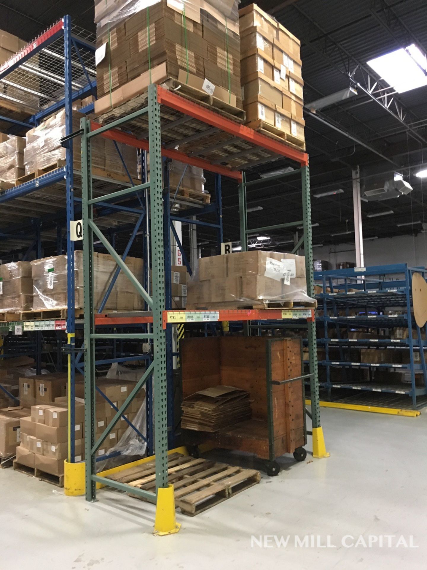 Interlake Teardrop Pallet Rack, (16) Uprights (3in x 3in Column, 42in Dee | Rig: See Lot Description - Image 12 of 13