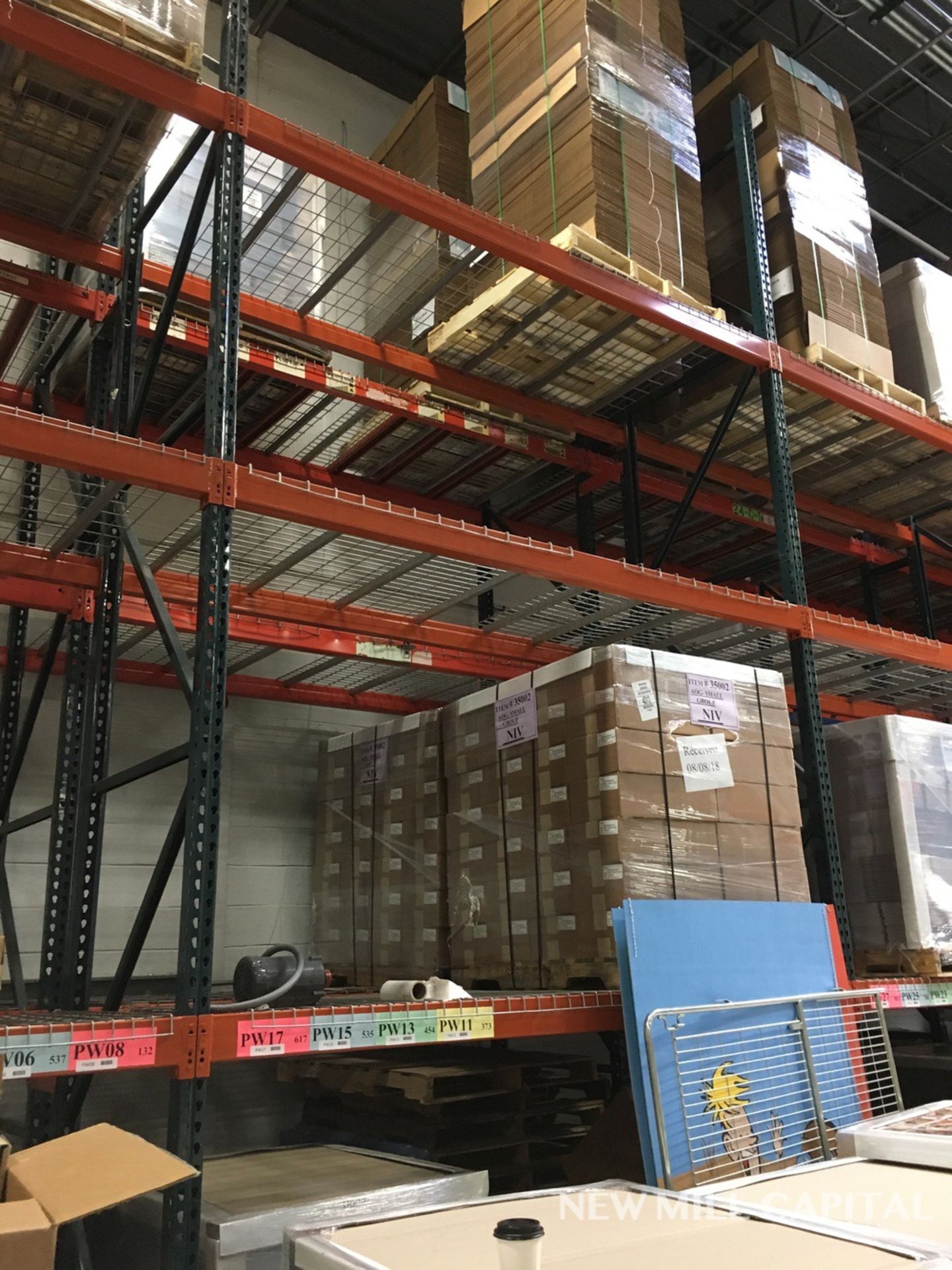 Teardrop Pallet Racking, 42in Deep Uprights (3in x 3in x 20ft Tall = Qty | Rig: See Lot Description - Image 5 of 16