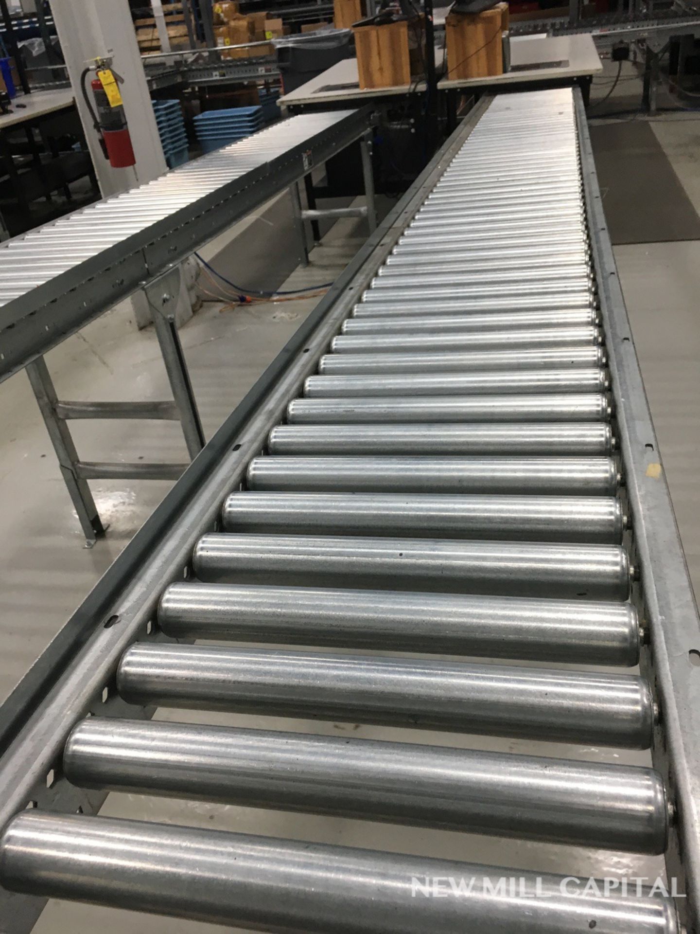 Spring Assisted Roller Conveyor &amp; Gate, Approx 20ft OA Length, 15in Wide Rol | Rig Fee: $150 - Image 3 of 4