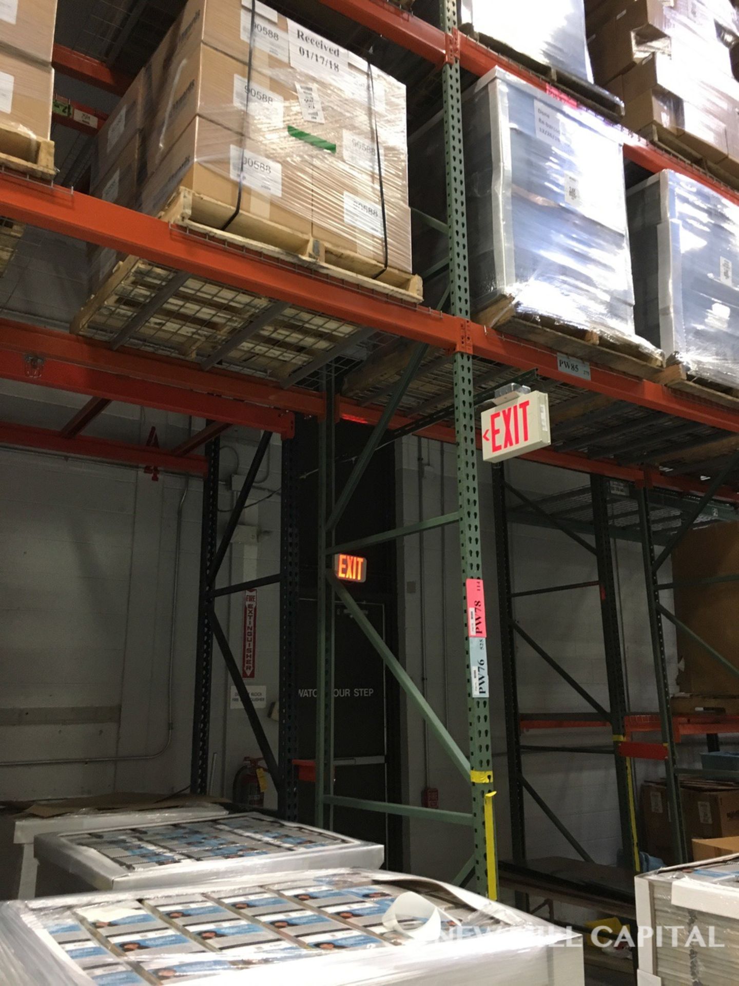 Teardrop Pallet Racking, 42in Deep Uprights (3in x 3in x 20ft Tall = Qty | Rig: See Lot Description - Image 9 of 16