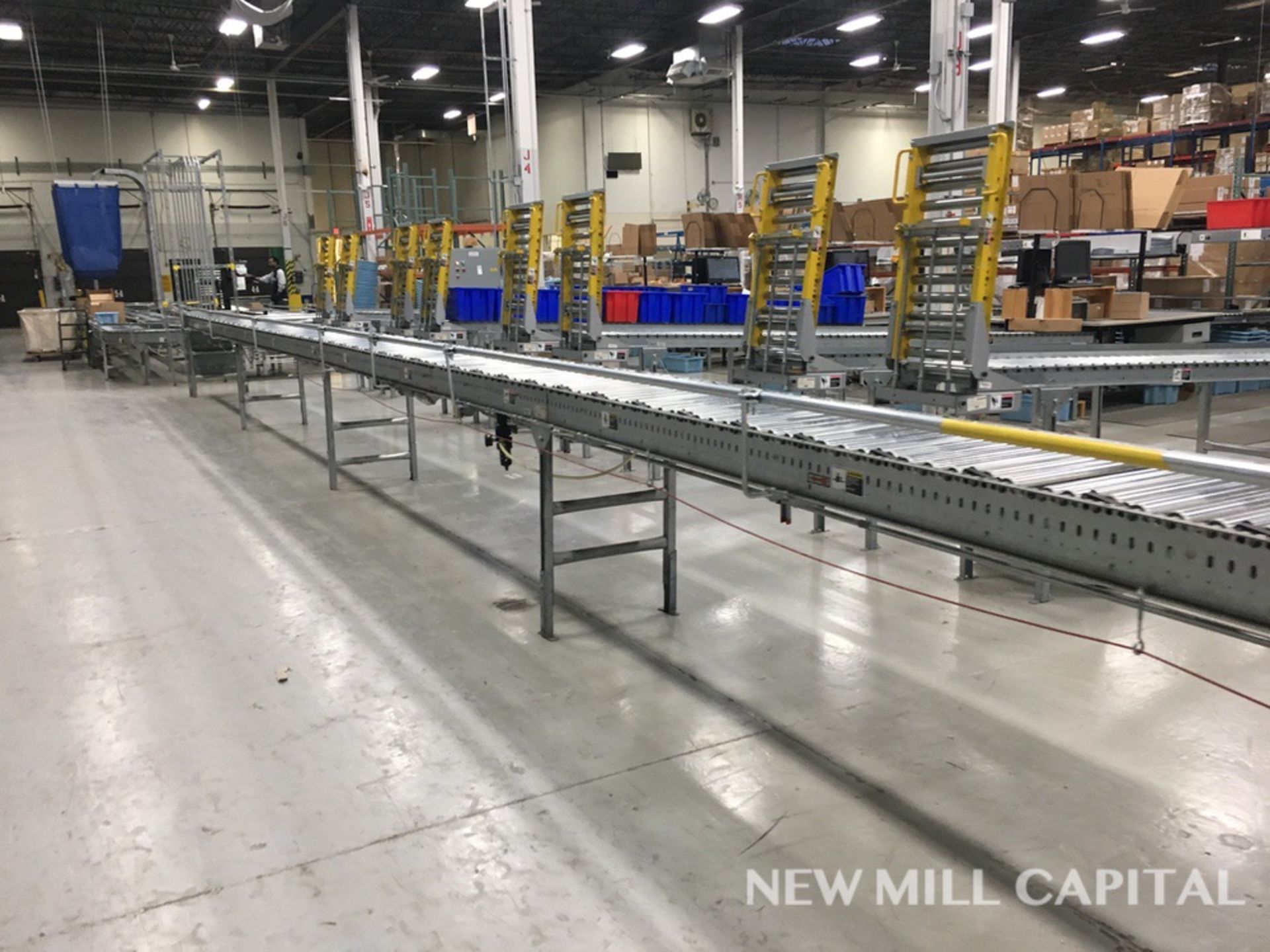 Automotion Power Roller Conveyor, Approx 75ft OA Length, Belt Driven Rollers, Ai | Rig Fee: $800 - Image 8 of 13