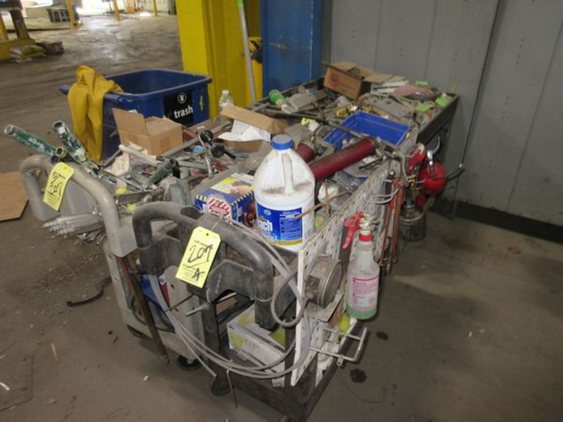 LOT Oil Pumps, Cleaners, Sprayers, Etc. On (4) Carts | Rig Fee: $25 or HC