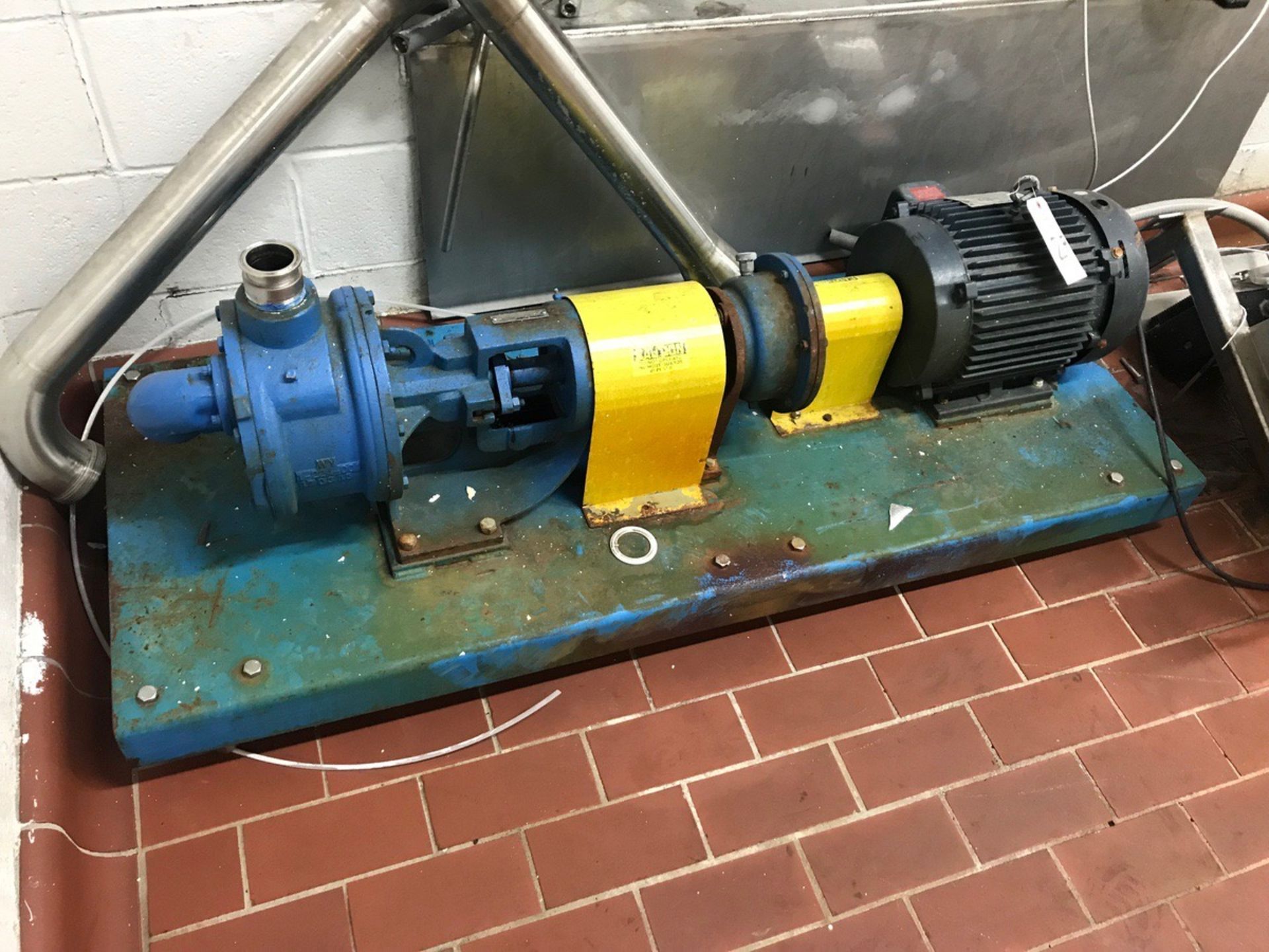 7.5 HP Lobe Pump | Rig Fee: $100