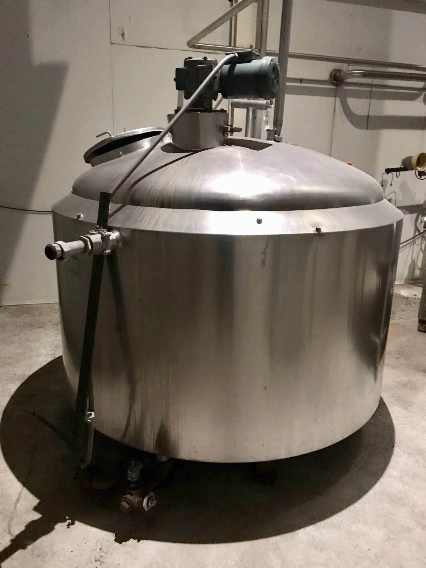 400 Gallon Approx Stainless Steel Jacketed Mix Tank, Offset Prop and CIP | Rig Fee: $750 - Image 3 of 4