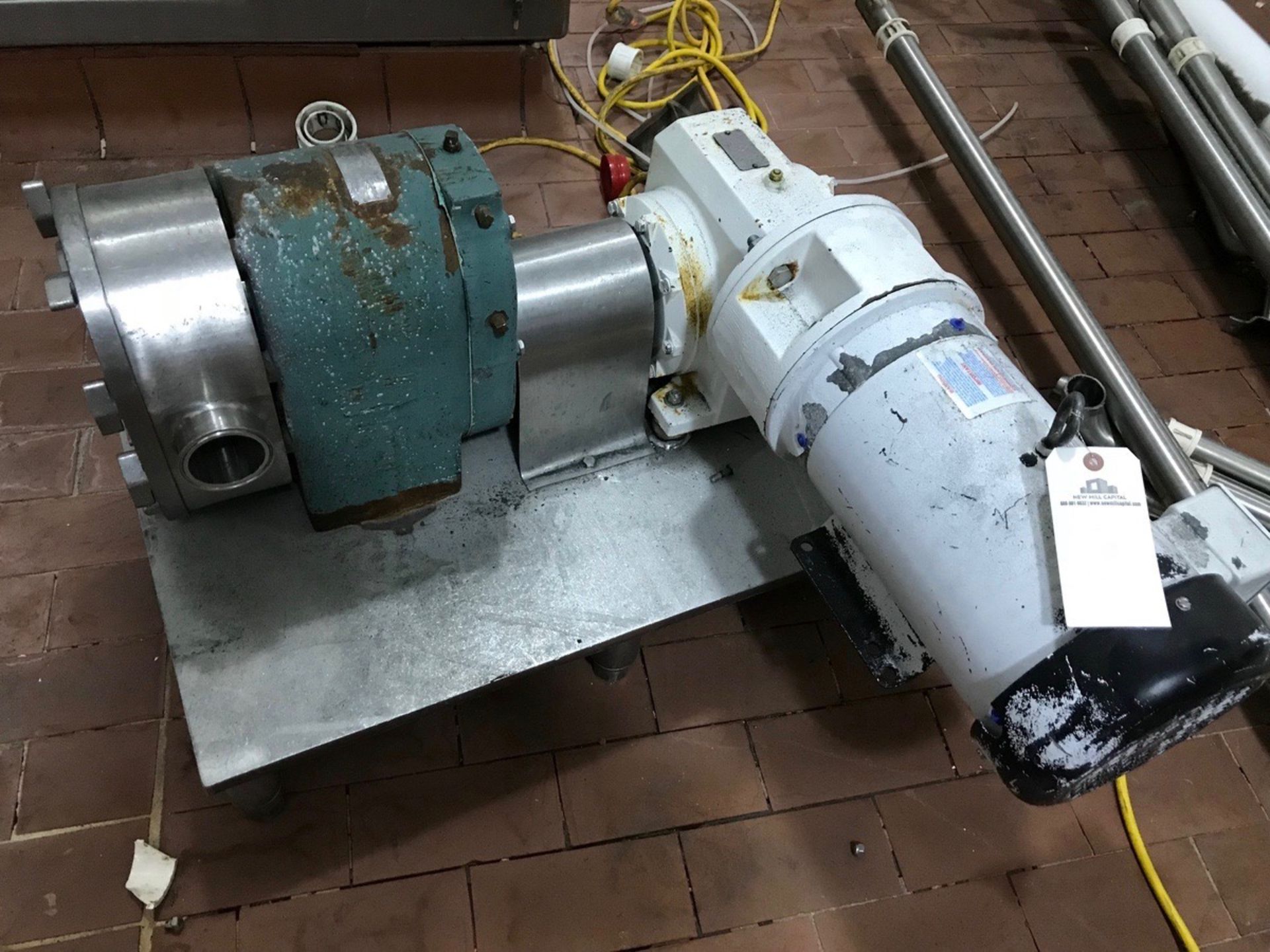 6 HP Positive Displacement Pump, Right Angle Drive | Rig Fee: $75