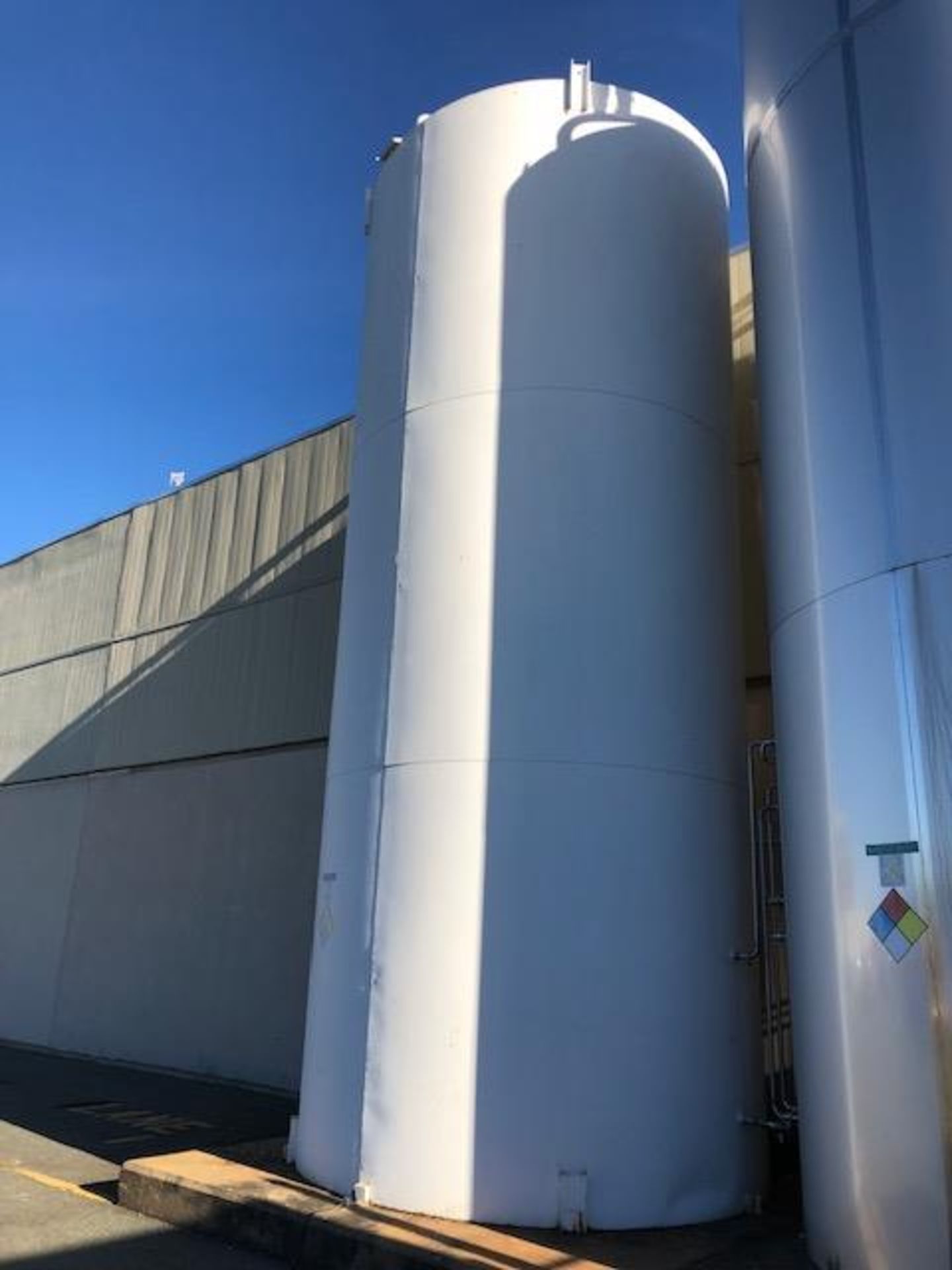 Cherry Burrell 20,000 Gallon Jacketed Silo, S/N: 200 87 663 | Rig Fee: $5000