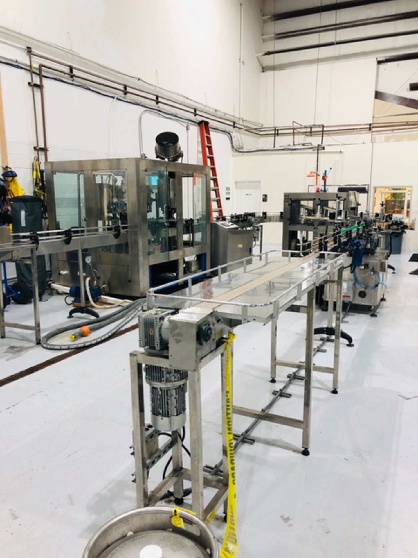 2012 Gongda Complete Carbonated Beverage Glass Bottling Line | Loc: West Chester, PA| Rig Fee: $5000 - Image 9 of 9