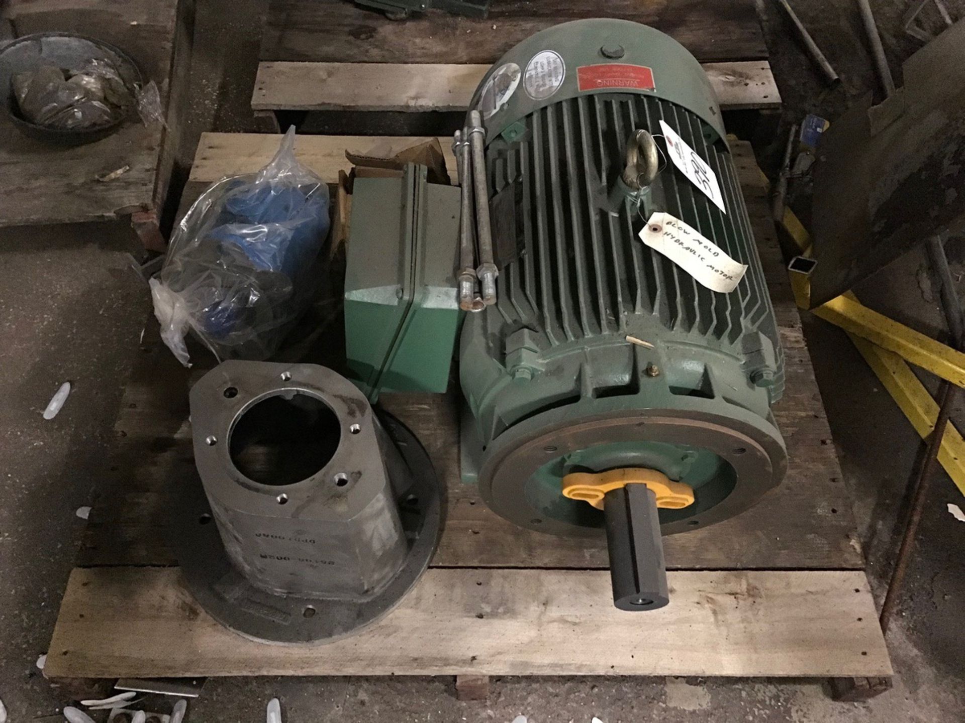 Blow Molder Hydraulic Pump, 40 HP, 1780 RPM | Loc: Erie PA | Rig Fee: $50