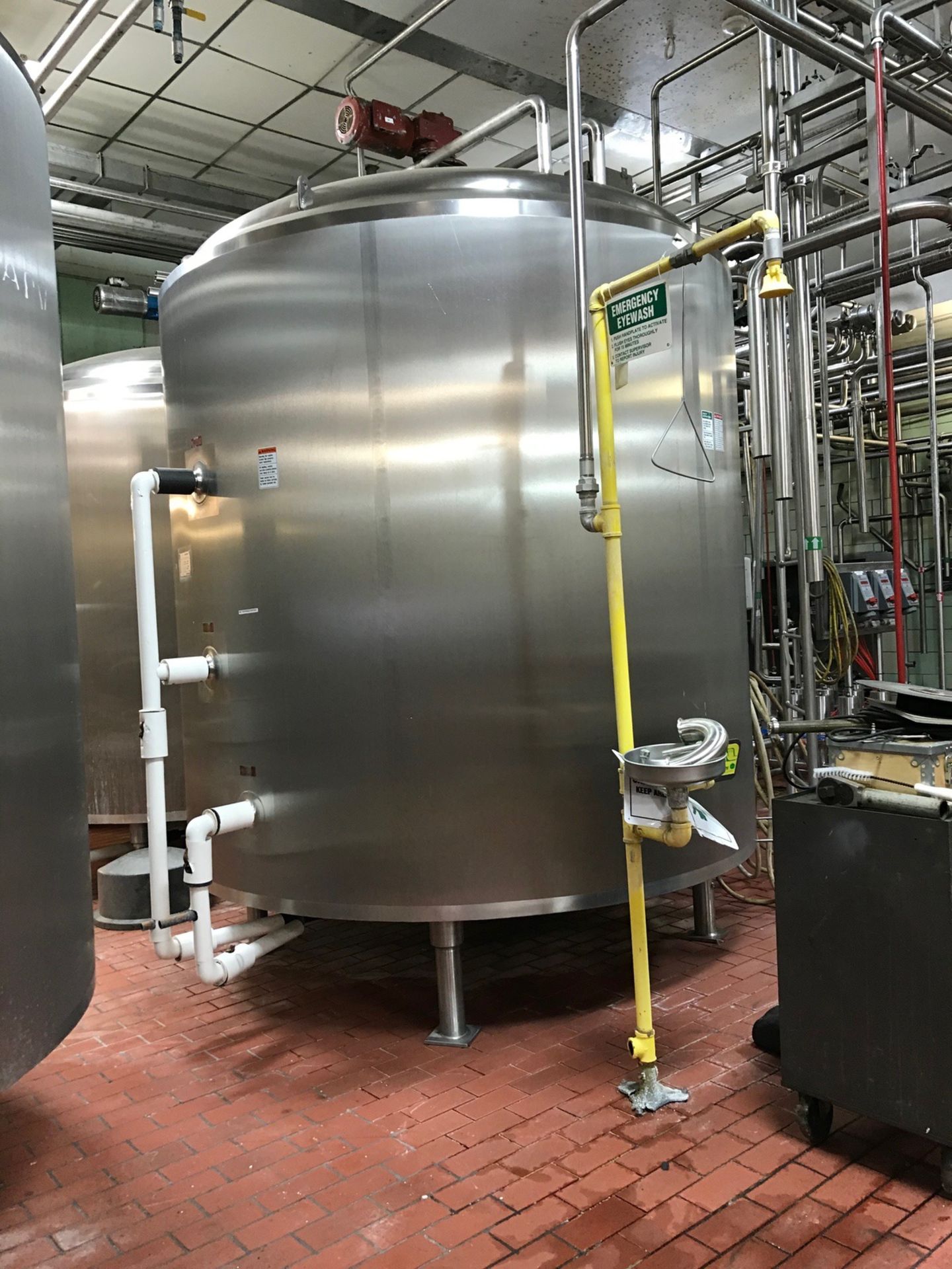 APV Crepaco 2,000 Gallon Processor, Dimple Jacketed, Vertical Agitation, | Loc: LKY | Rig Fee: $2500 - Image 3 of 3