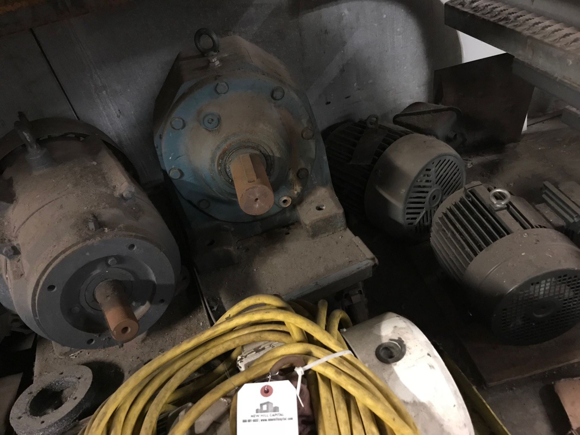 Approx 30 Motors and Gear Boxes | Loc: Erie PA | Rig Fee: $250 - Image 3 of 3