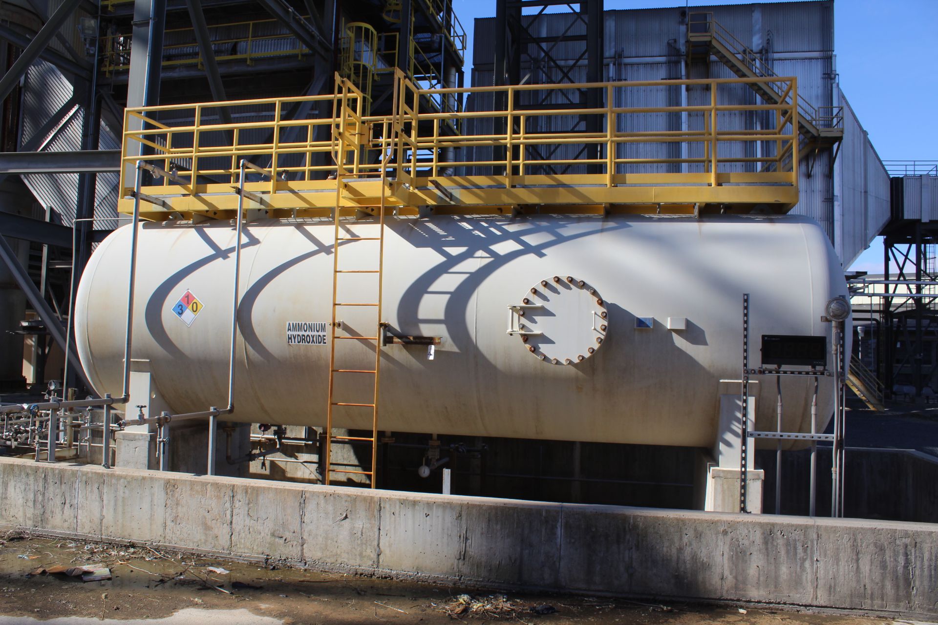 Ammonium Hydroxide Tank | Rig Fee: $2500