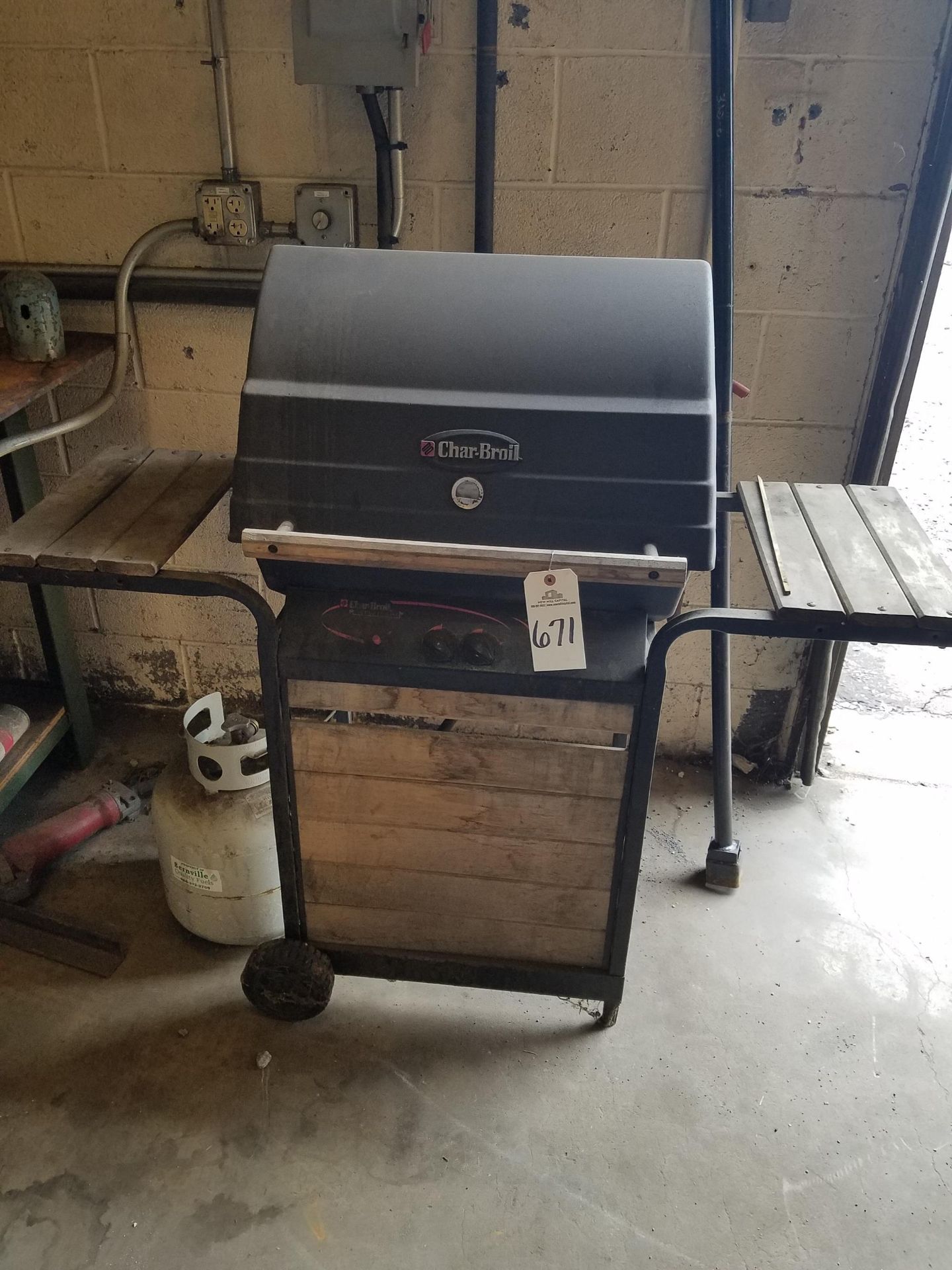 Char-Broil Propane Cooker | Rig Fee: $25