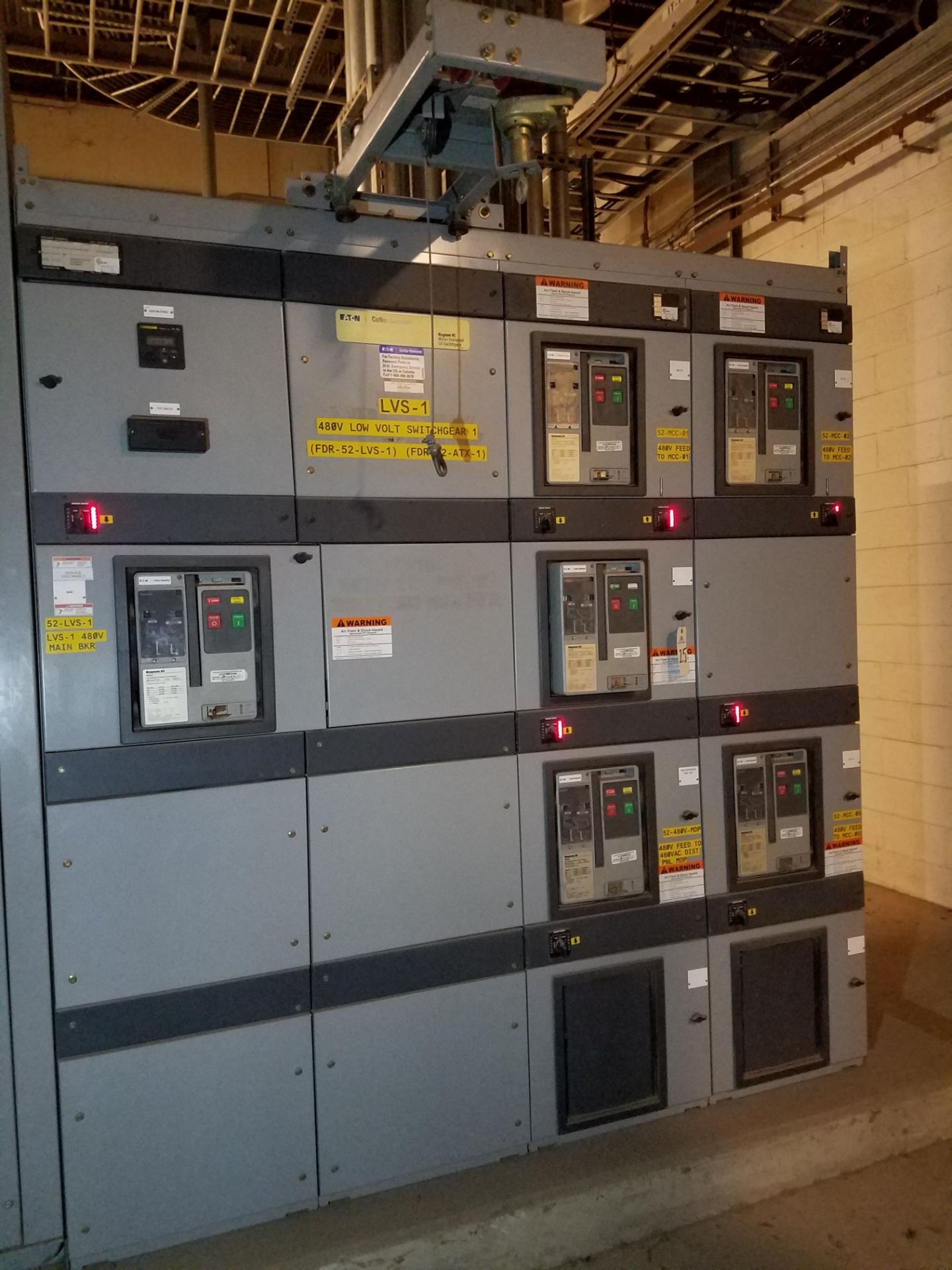 Cutler-Hammer Magnum DS Metal-Enclosed LV Switchgear | Rig Fee: $2000