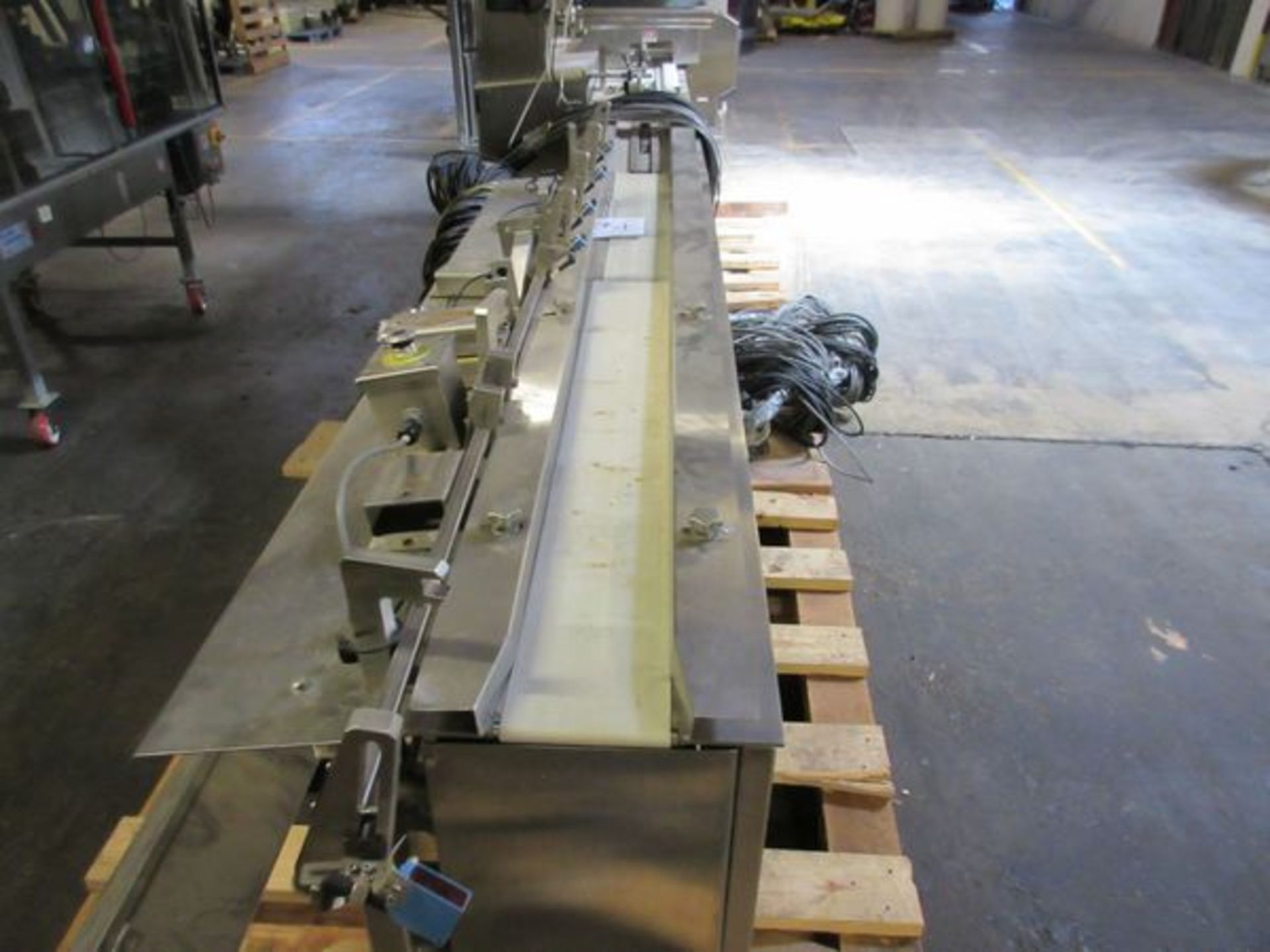 2011 Ilapak Delta Hawk Flow Wrapper, 250PPM, Stainless Steel Wash Down w/Allen Bra | Rig Fee: $350 - Image 4 of 8