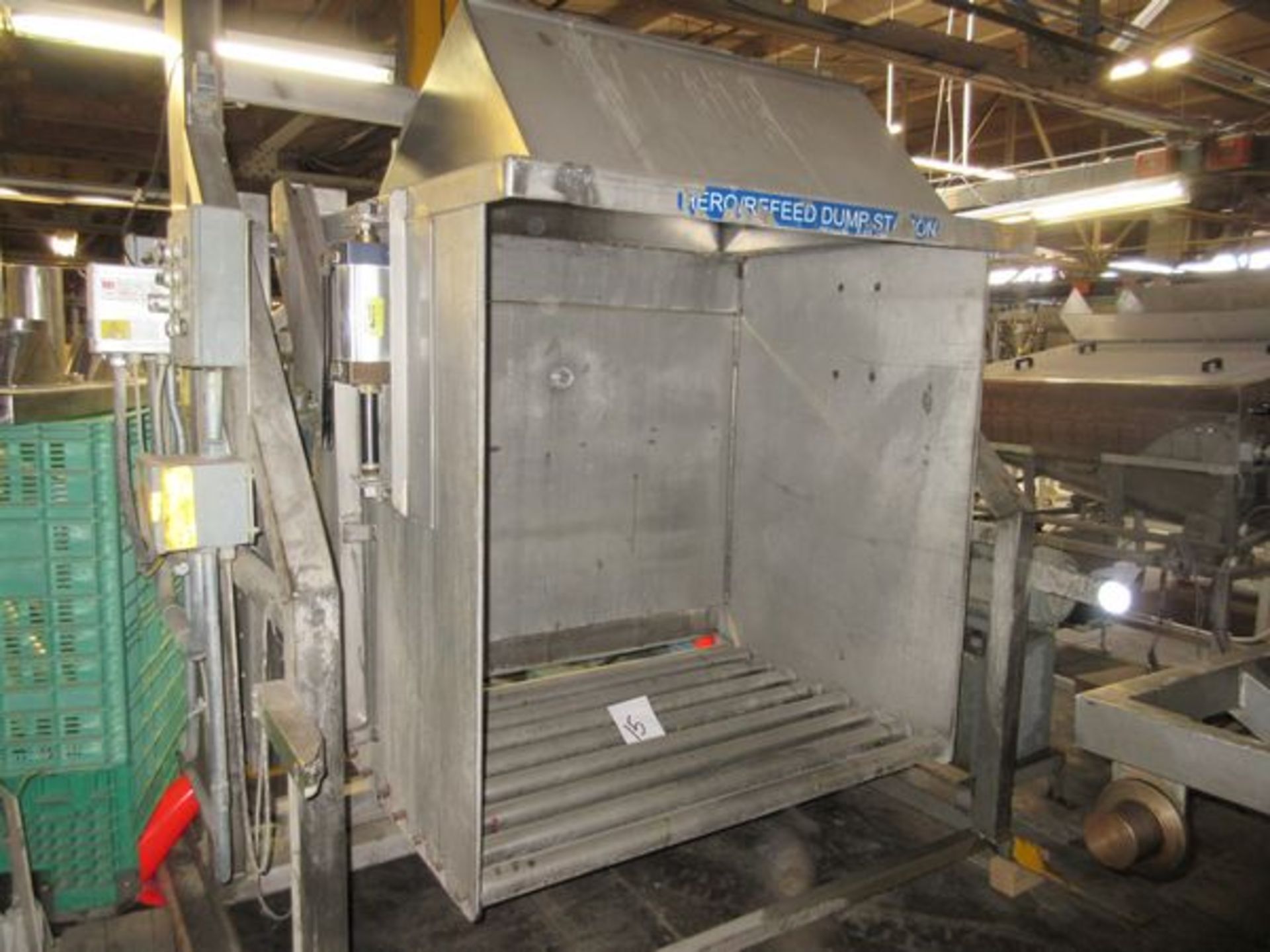 Kamflex #2000 Tote Hero/Refeed Dump Station, s/n 20001082, 51" Rolls, 3 HP | Rig Fee: $50