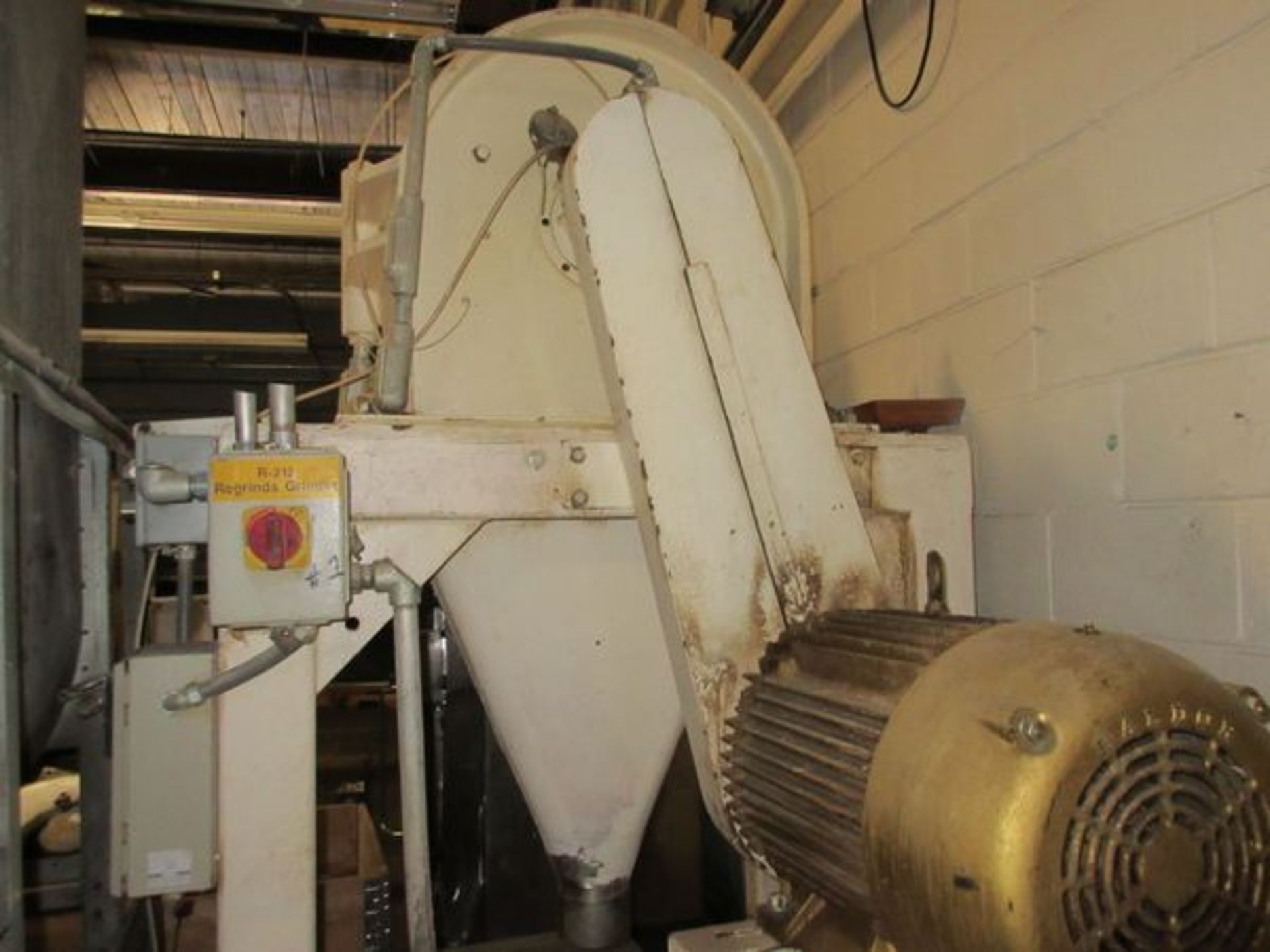 Prater M-50 Fine Regrind/Granulator 60 - 200 mesh Airflow R-212 Grinder, 40 HP Mot | Rig Fee: $100 - Image 3 of 4