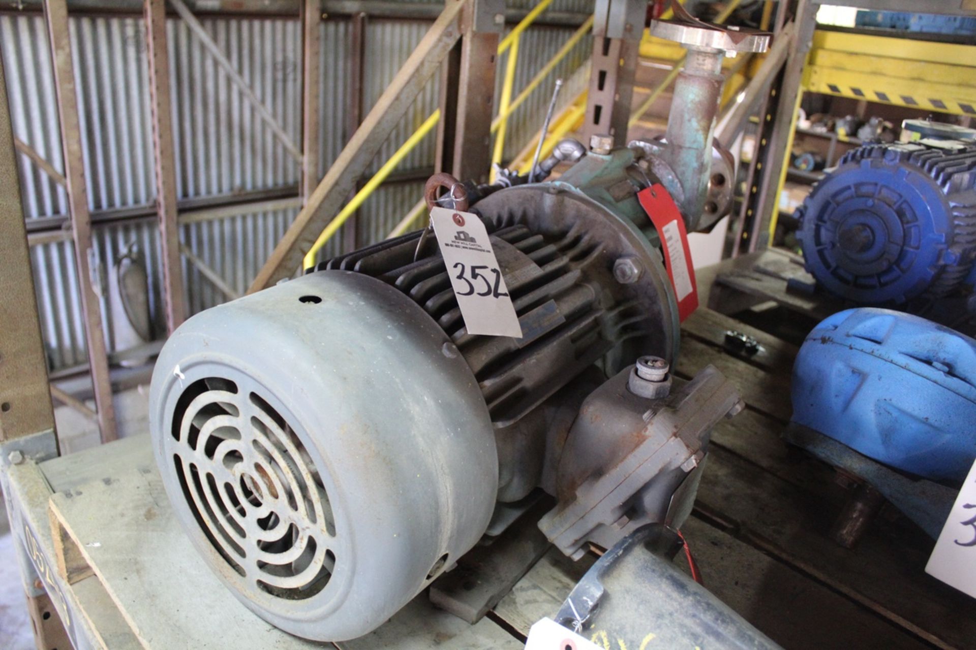 Sunflo multi-stage pump, Model P2BNP Z, 1.5x2, 316SS, 15 hp 3600 rpm | Load Fee: $5