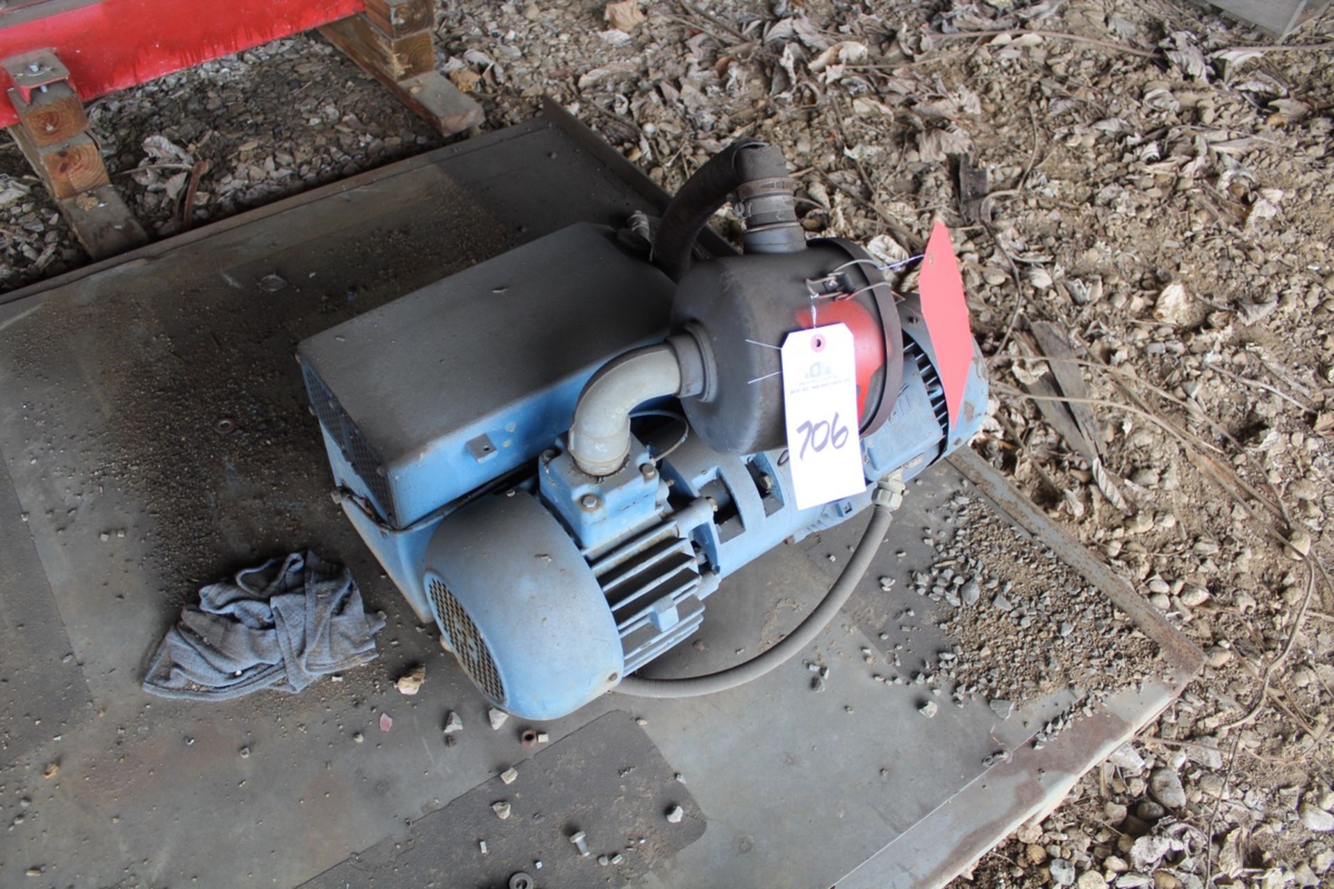 Busch Vacuum Pump, Model 063-138, vacuum: 20 mBAR | Load Fee: $5