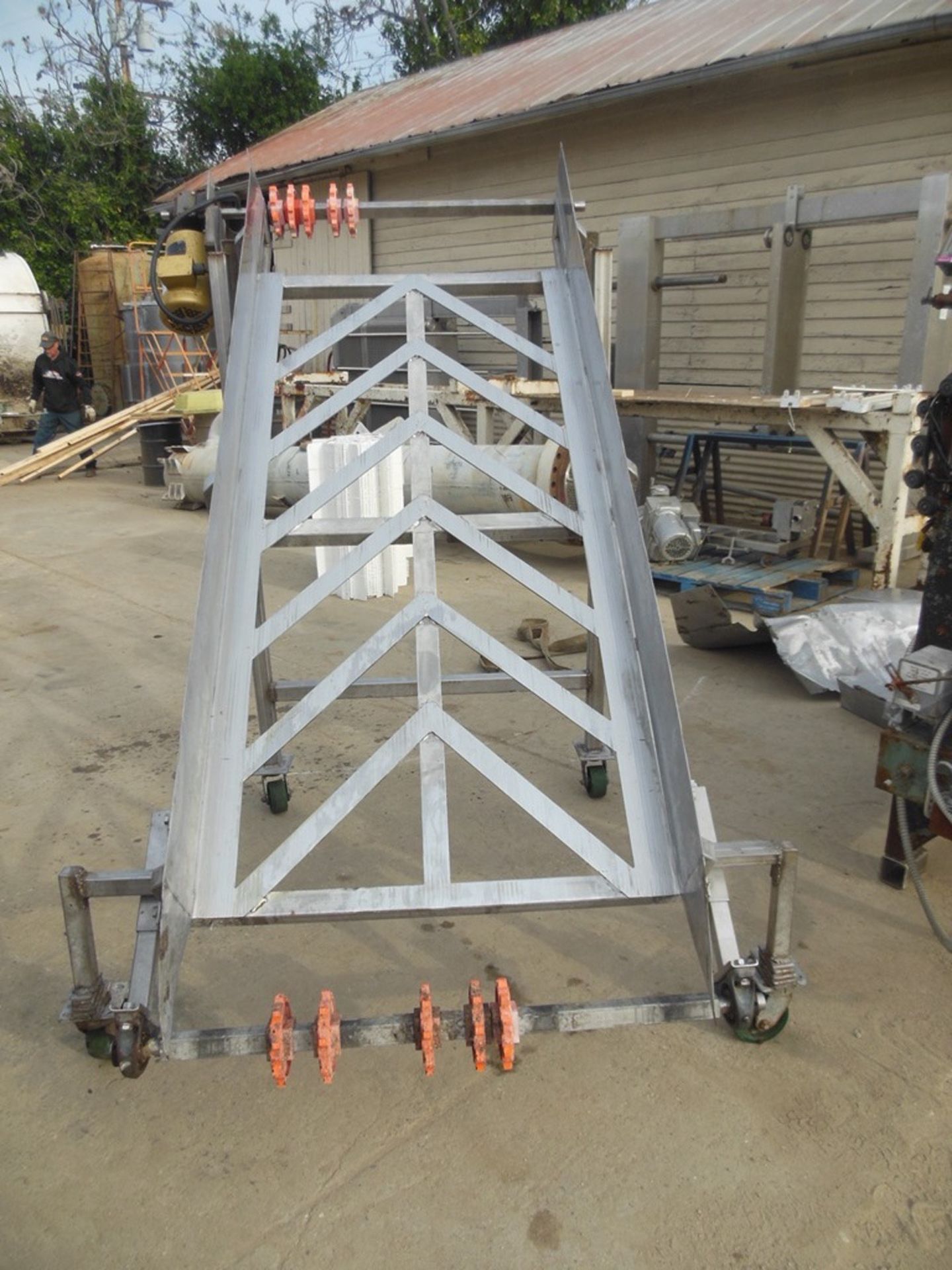 Incline Belt Conveyor, Approx 36in W x 8ft-6in L, Discharge Hei | San Dimas CA | Rig Fee: No Charge