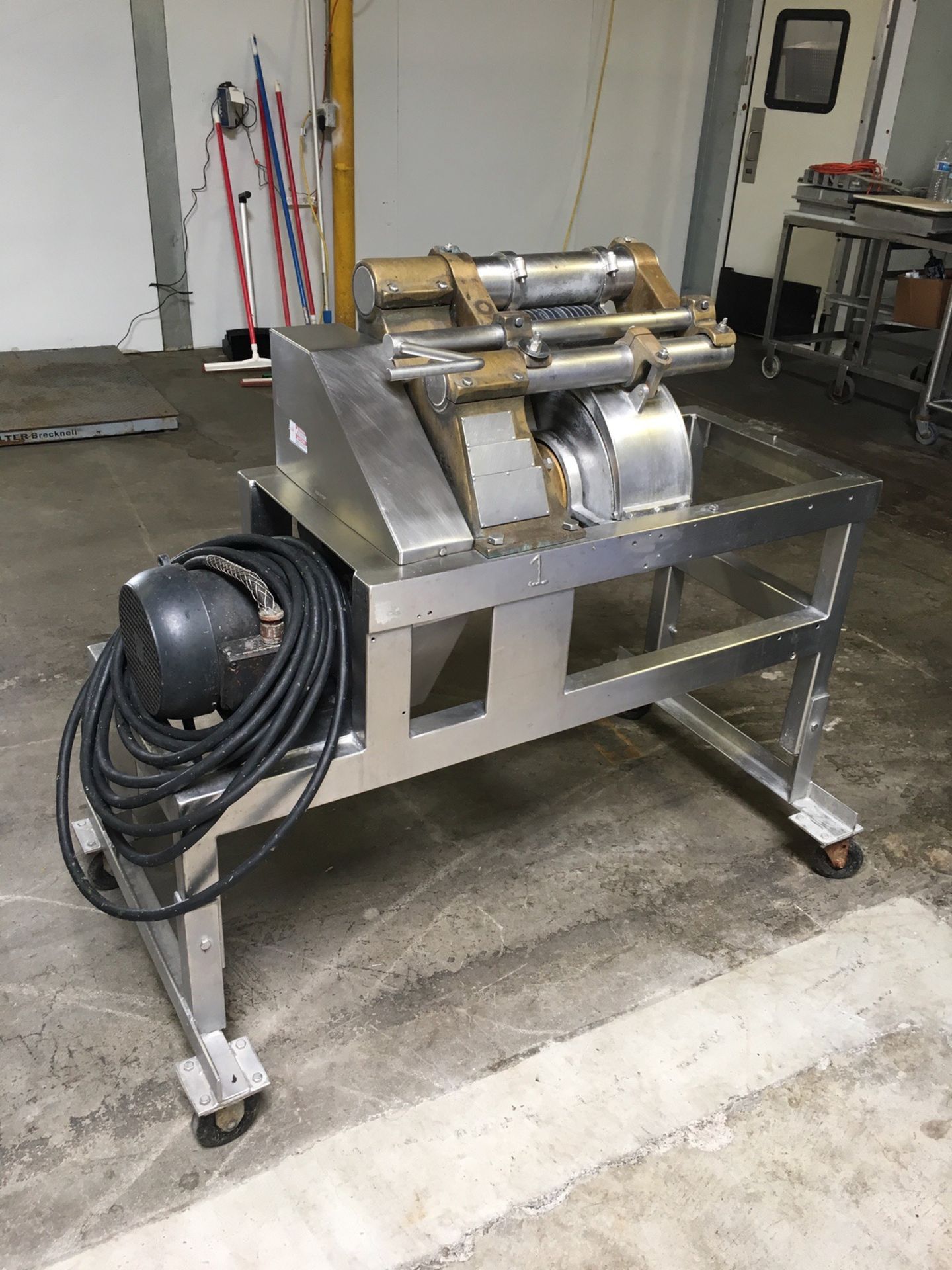 Urschel Model G Dicer, 2 HP, S/N: 1481 | Rig Fee: $100