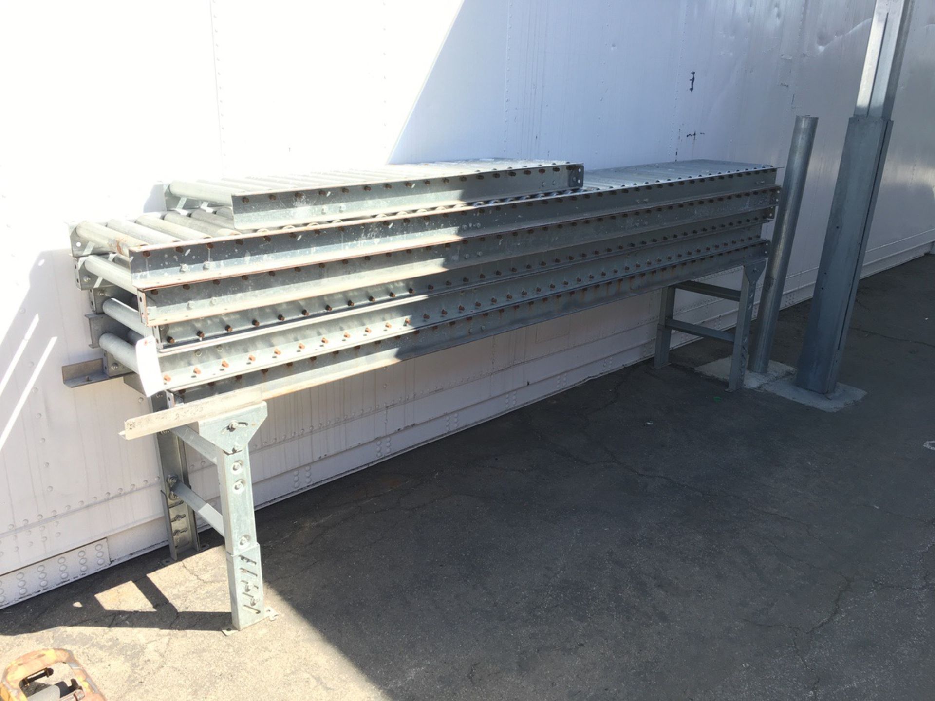 Roller Conveyor, (5) Sections of Approx 18in W x 120in Long, (1) Section Approx | Rig Fee: No Charge - Bild 2 aus 4