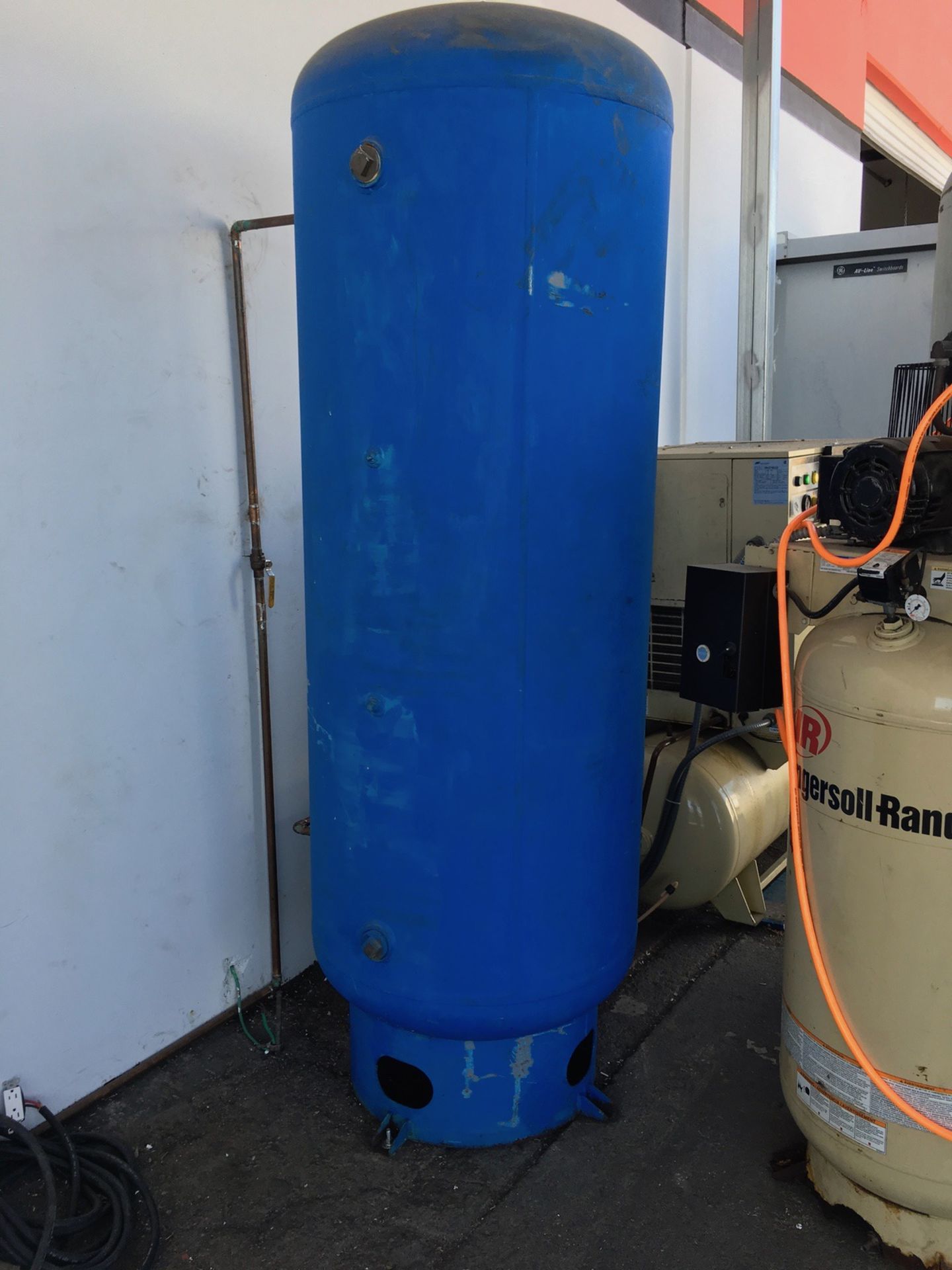 Compressed Air Receiver Tank | Rig Fee: No Charge