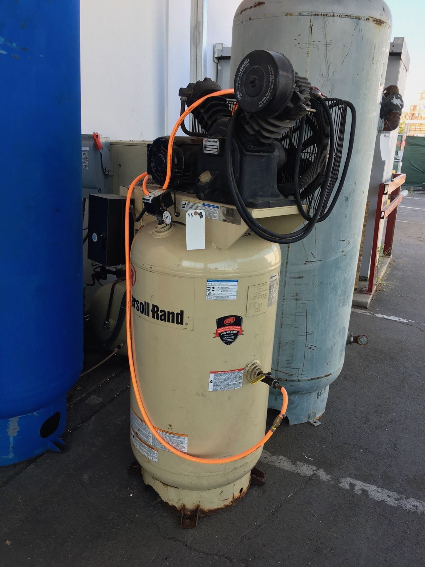 Ingersoll Rand Model 2475 Reciprocating Compressor, 24 CFM, Max 175 PSIG, 80 Ga | Rig Fee: No Charge - Image 2 of 8