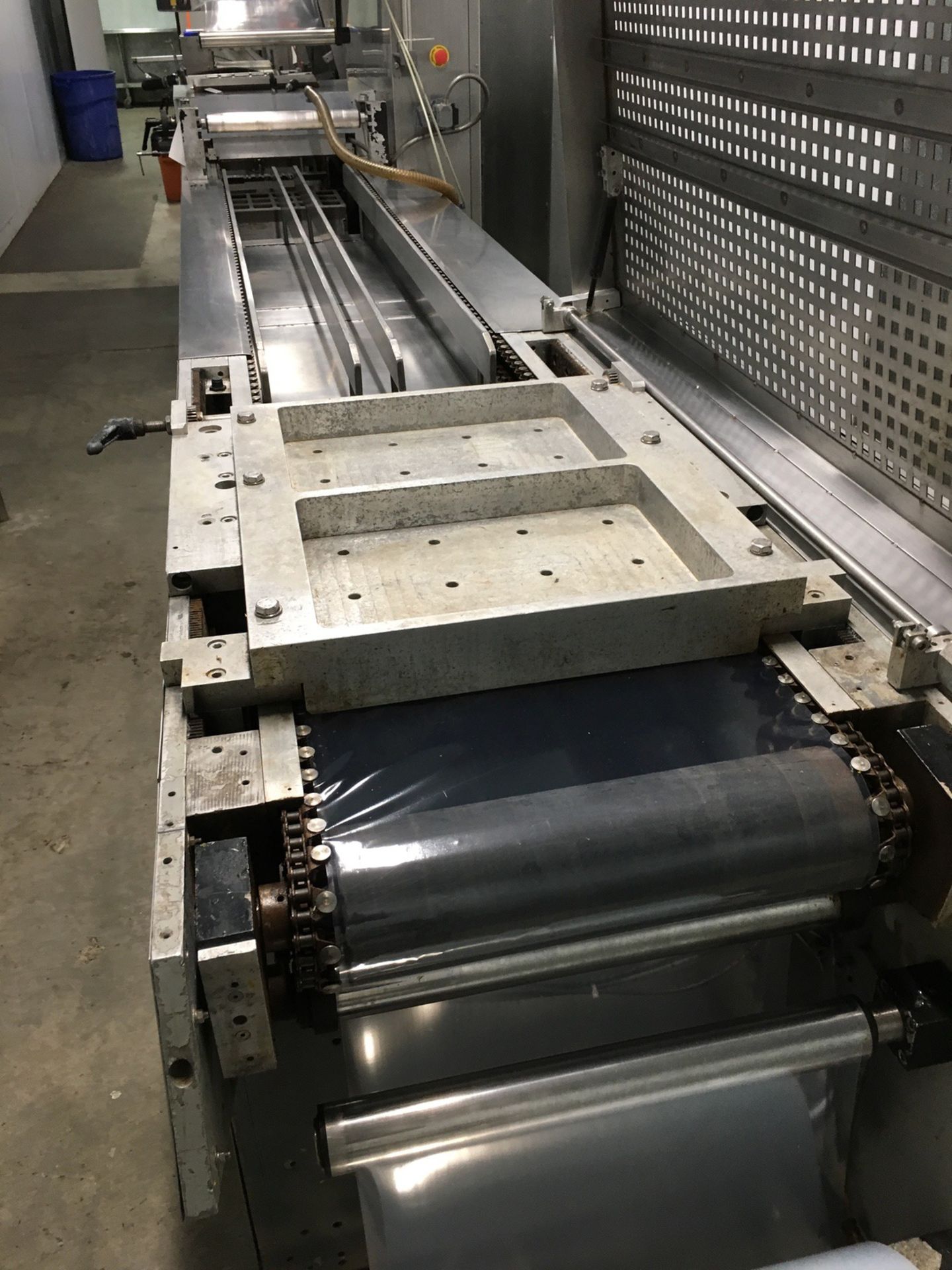 2010 Refurbed Tiromat Model 3000/430 Horizontal Rollstock Thermoforming Packaging M | Rig Fee: $400 - Image 11 of 17