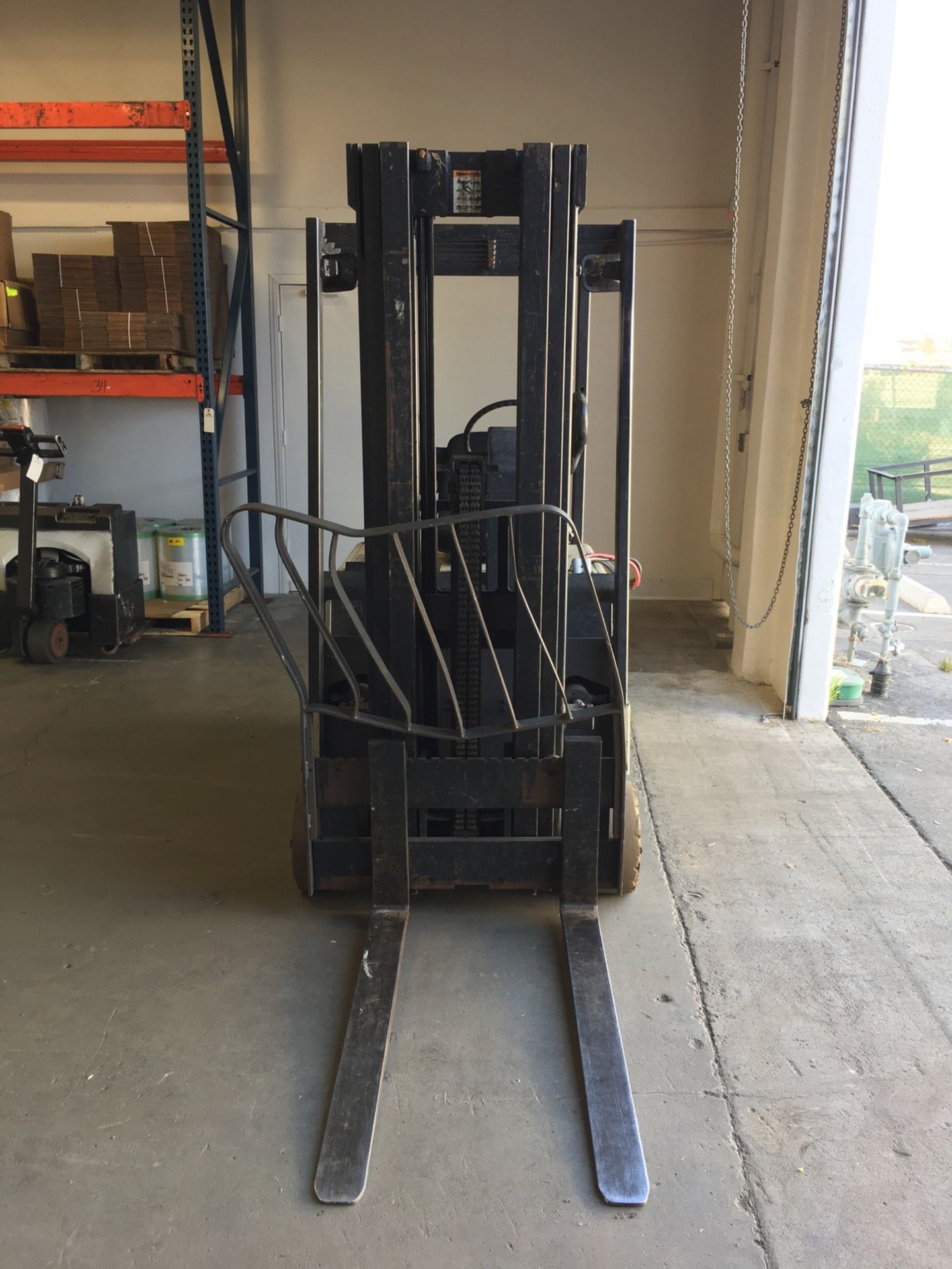 Crown SC Forklift, 3500 LB Capacity, 190in Max Height, 1695.9 (Delay Delivery) | Rig Fee: No Charge - Image 4 of 19