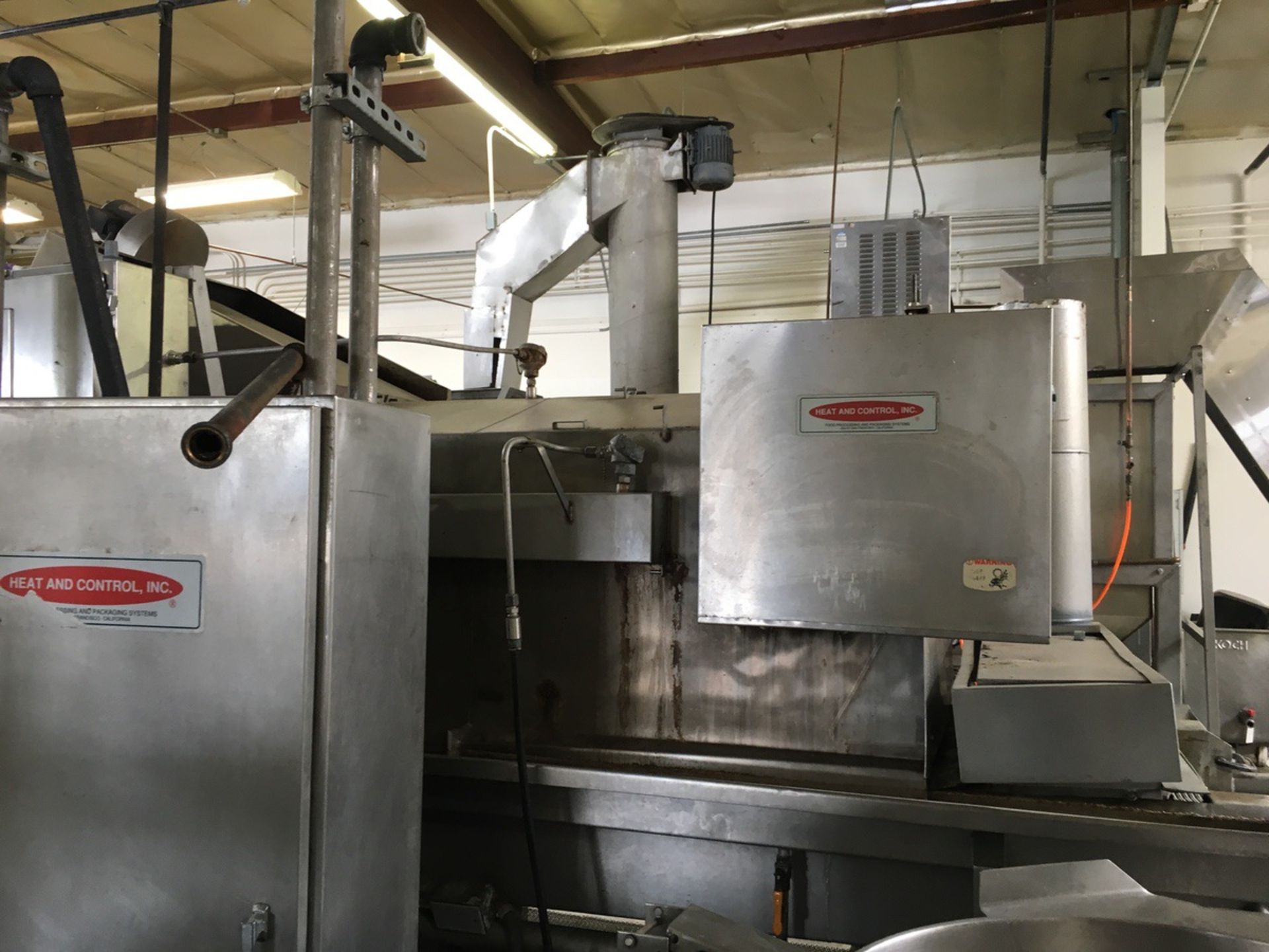 Heat and Control Conveyor Oven, Gas Fired, Stainless Steel Belt, 23in Wide x 30ft O | Rig Fee: $1000 - Image 2 of 14