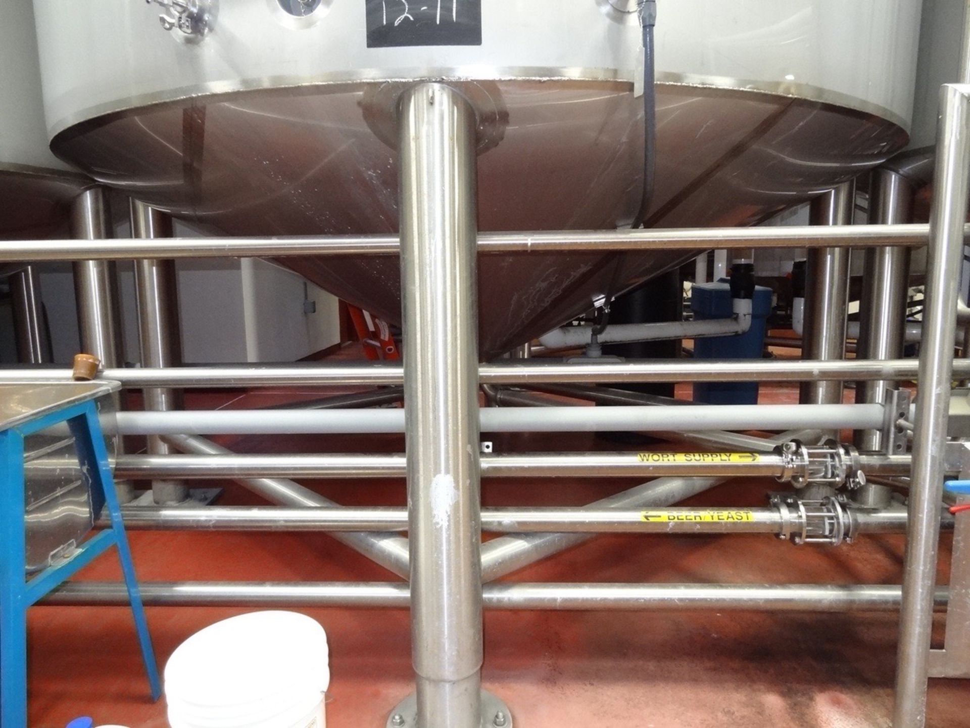 JV Northwest 205 Barrel/6,300 Gallon Stainless Steel Jacketed Fermenter, Approx 16f | Rig Fee: $2500 - Image 7 of 7