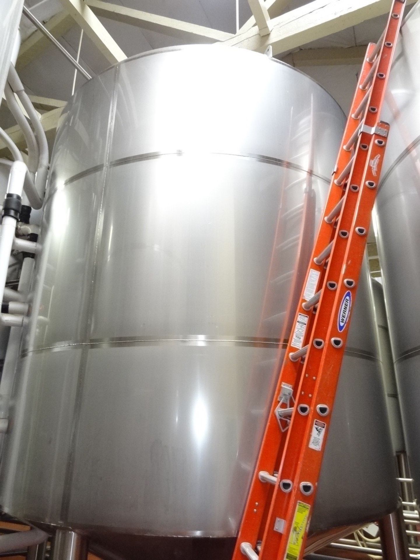 JV Northwest 205 Barrel/6,300 Gallon Stainless Steel Jacketed Fermenter, Approx 16f | Rig Fee: $2500 - Image 2 of 7