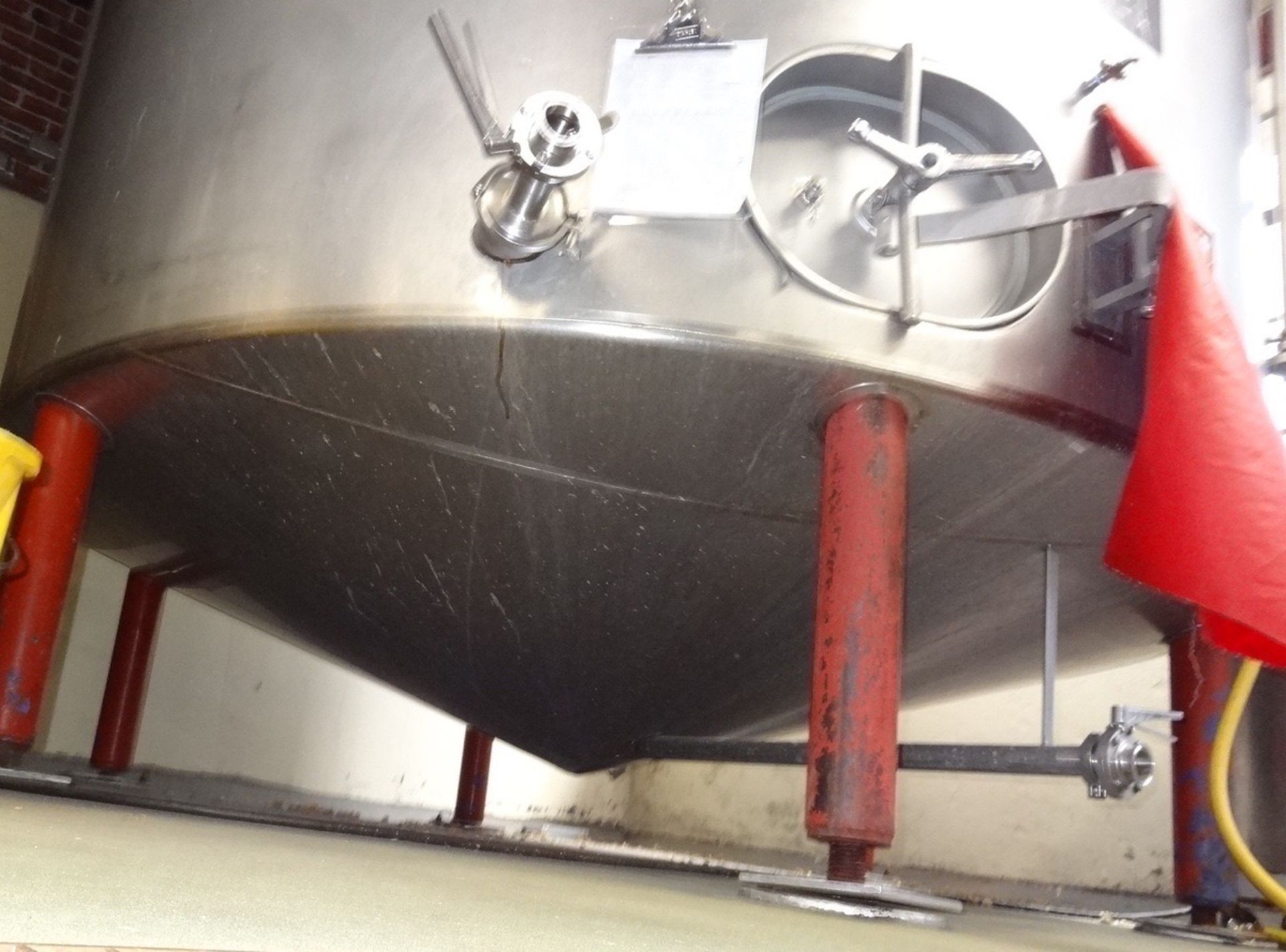 Santa Rosa 210 Barrel/6,500 Gallon Stainless Steel Jacketed Fermenter, Approx 15ft- | Rig Fee: $2500 - Image 6 of 7