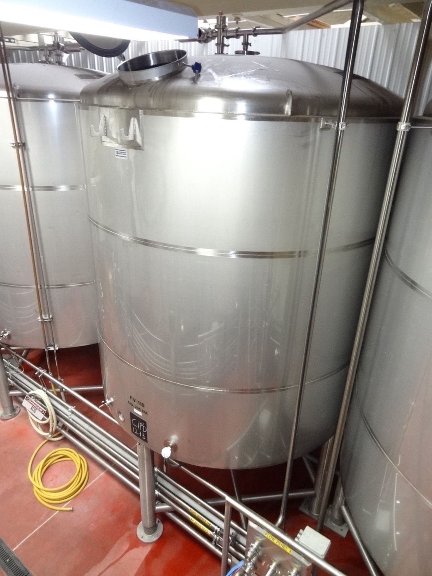 JV Northwest 205 Barrel/6,300 Gallon Stainless Steel Jacketed Fermenter, Approx 16f | Rig Fee: $2500 - Image 2 of 8