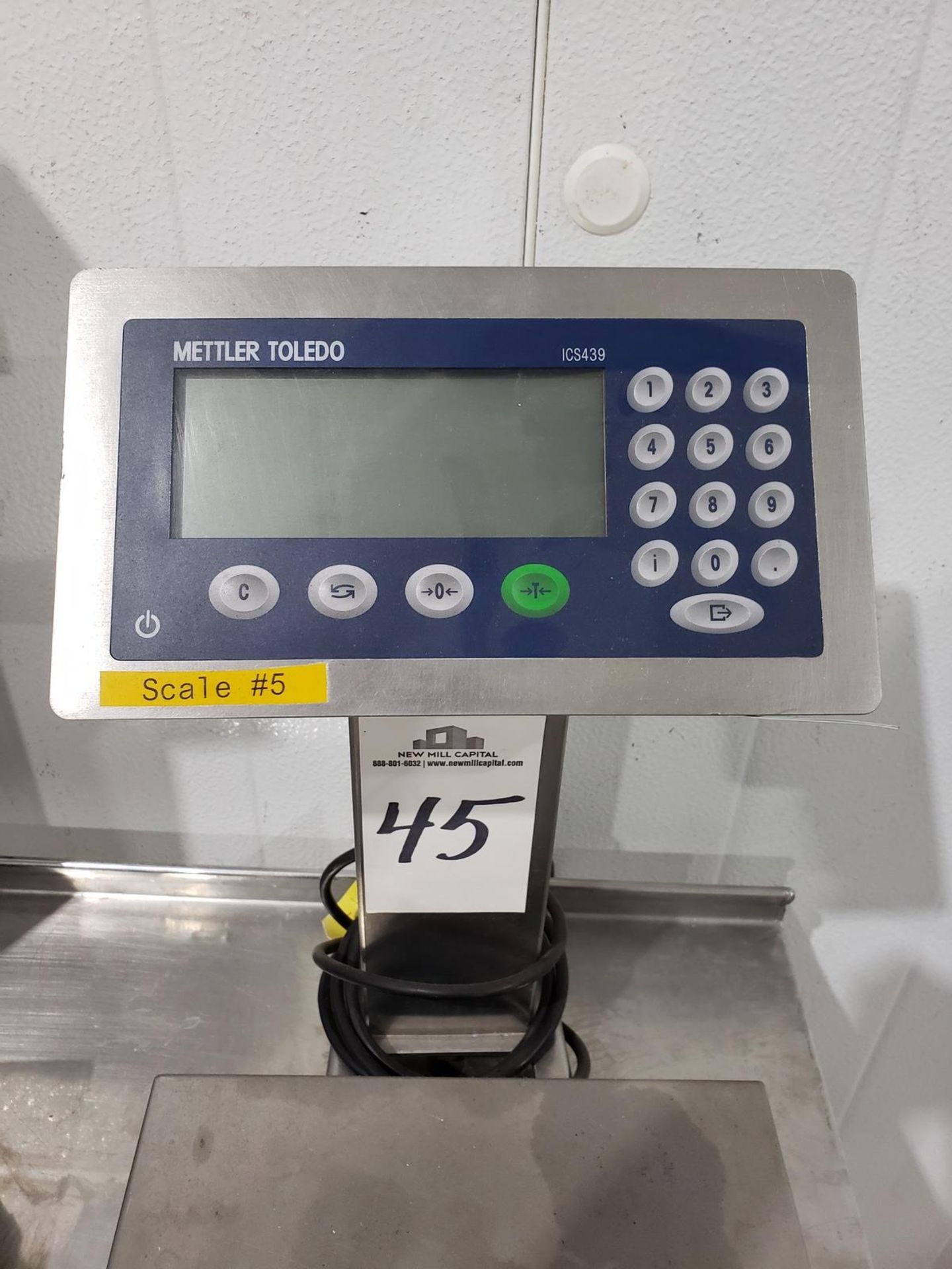 Mettler Toledo Platform Scale, M# ICS4X9-1, S/N B312165107 | Rig Fee: $10 - Image 2 of 3