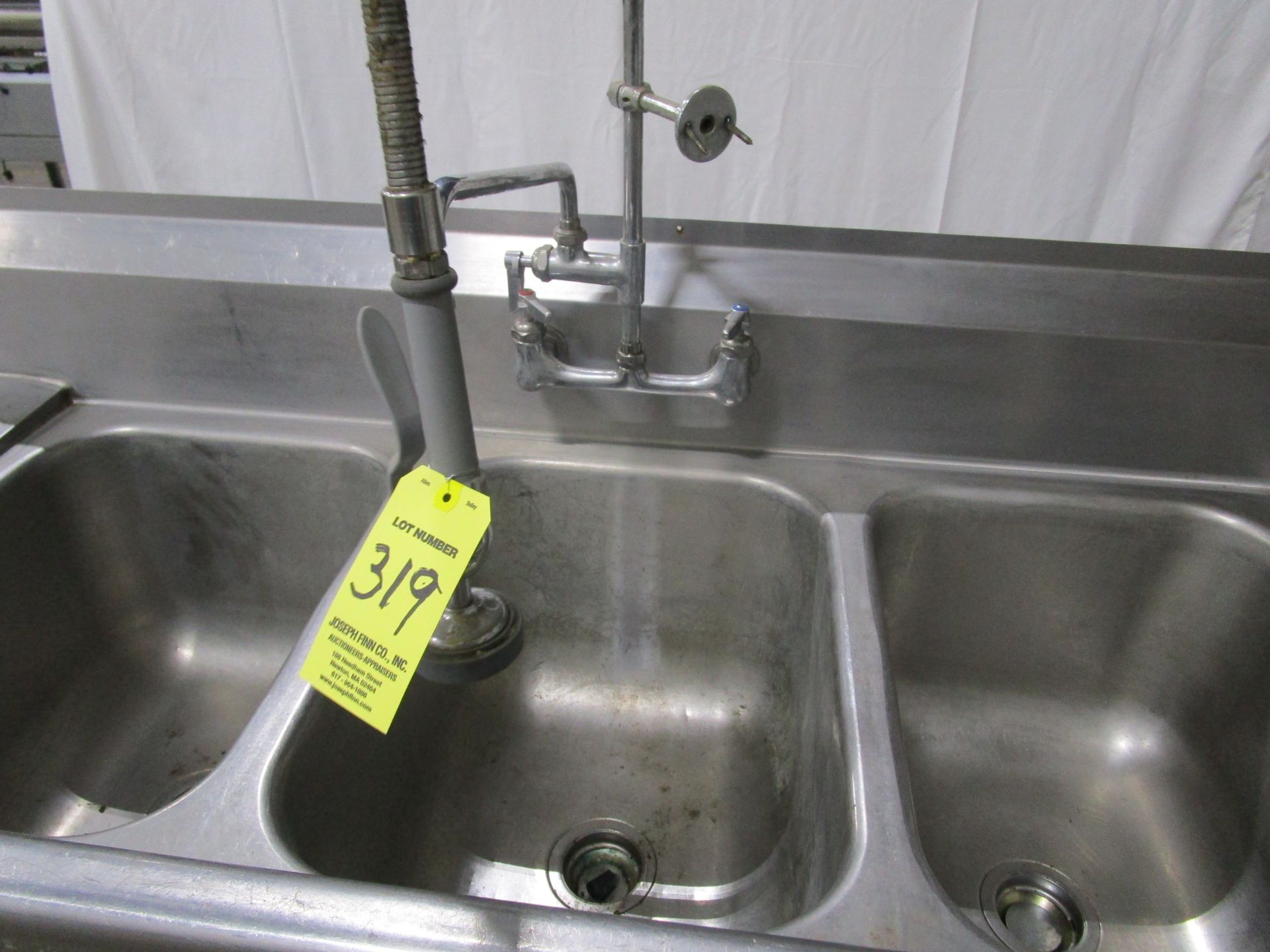 (1) Eagle 412-16-3-18 Stainless Steel 3-Pocket Sinks w/ Spray | Located in Milford | Rig Fee: $25 - Image 2 of 2