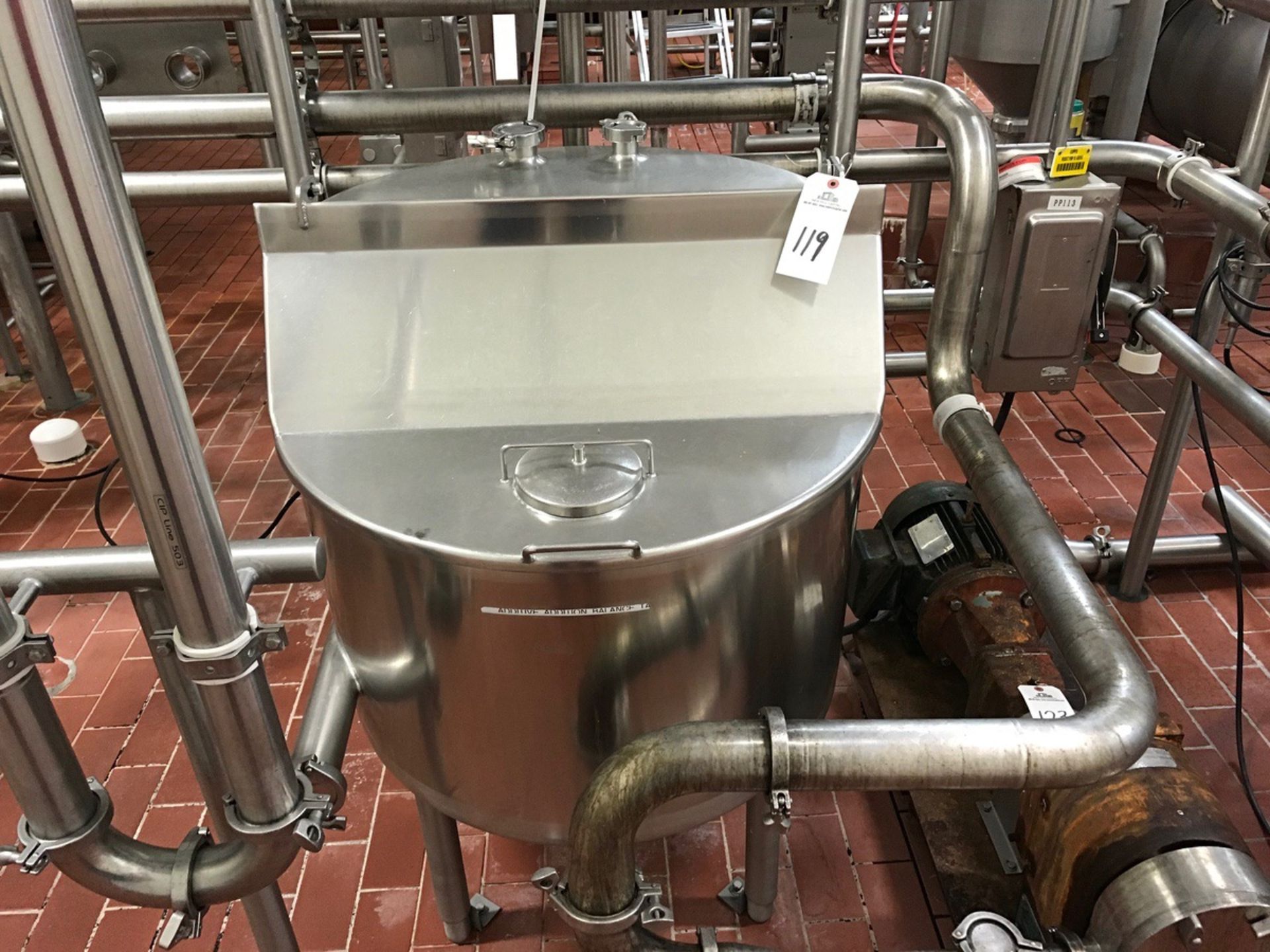 Stainless Steel Balance Tank, 30in Dia x 18in Deep | Subject to Bulk | Rig Fee: $50