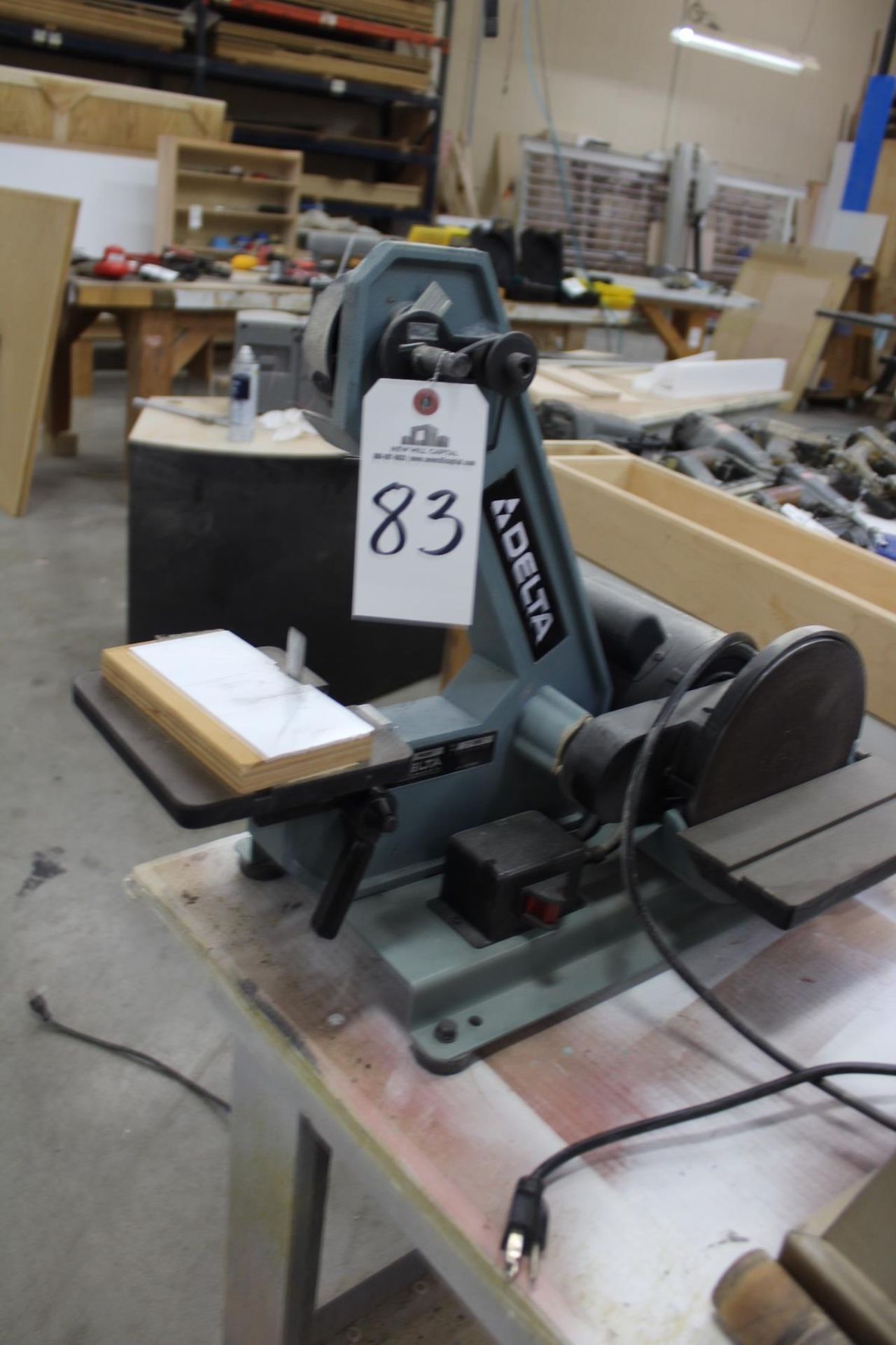 Delta, Belt/Disc Sander, M# 31-340, S/N P9320 | Rig Fee: Hand Carry or Contact Rigger