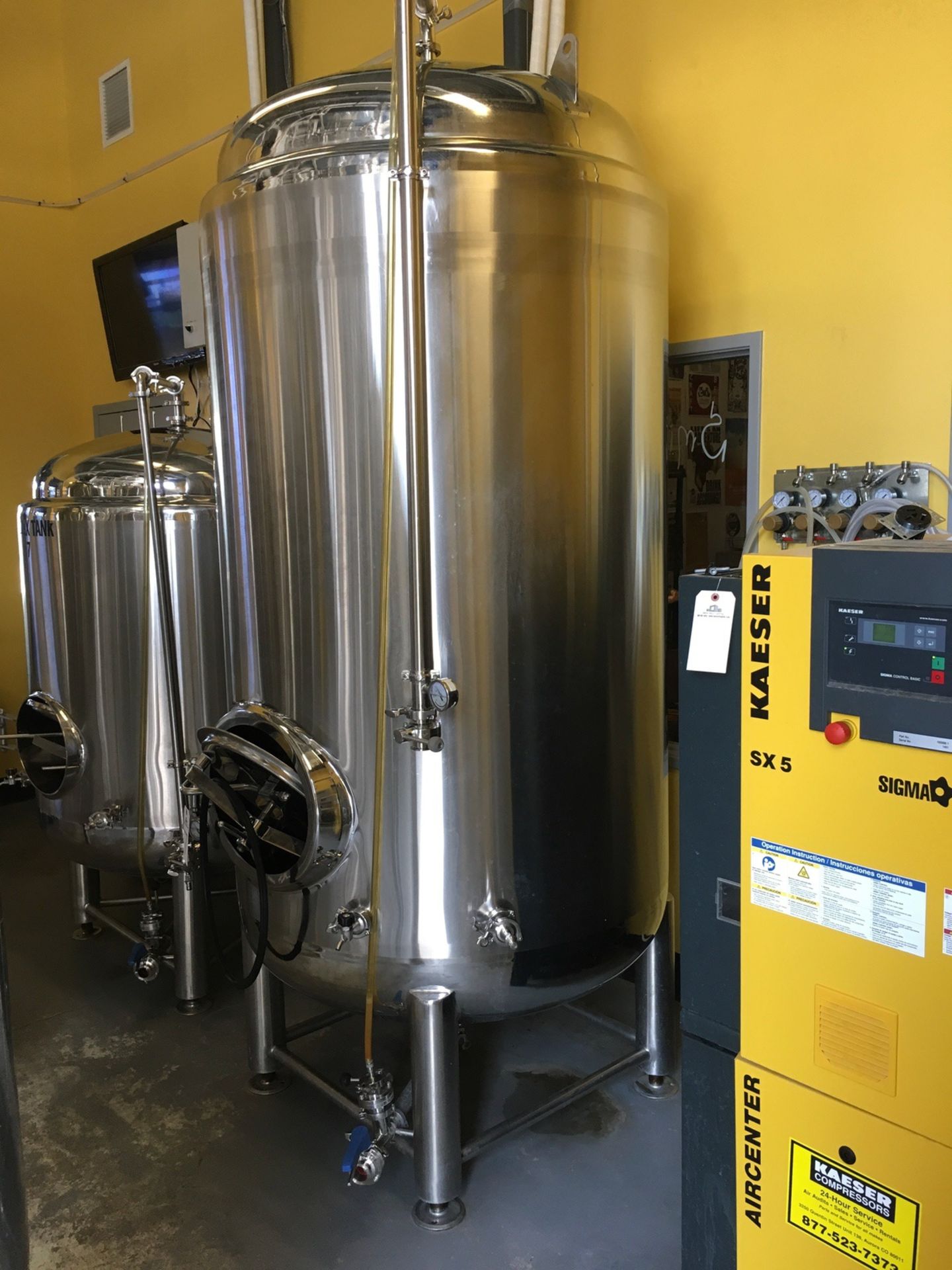 2015 Stout 14 BBL Brite Tank, Stainless Steel, Glycol Jacketed, | Subject to Bulk | Rig Fee: $425 - Image 2 of 8